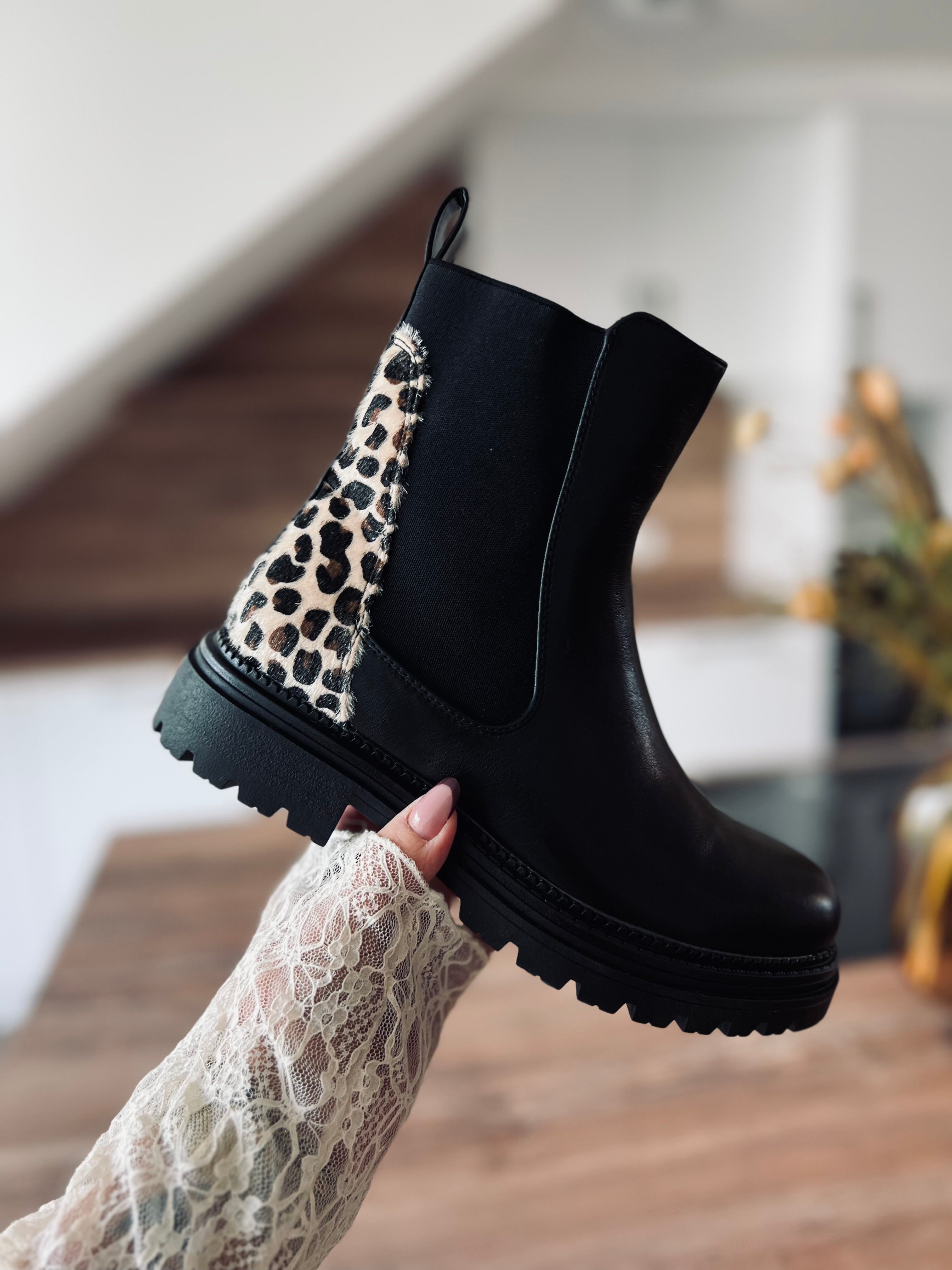 Nos bottines EZRA&LEO noire