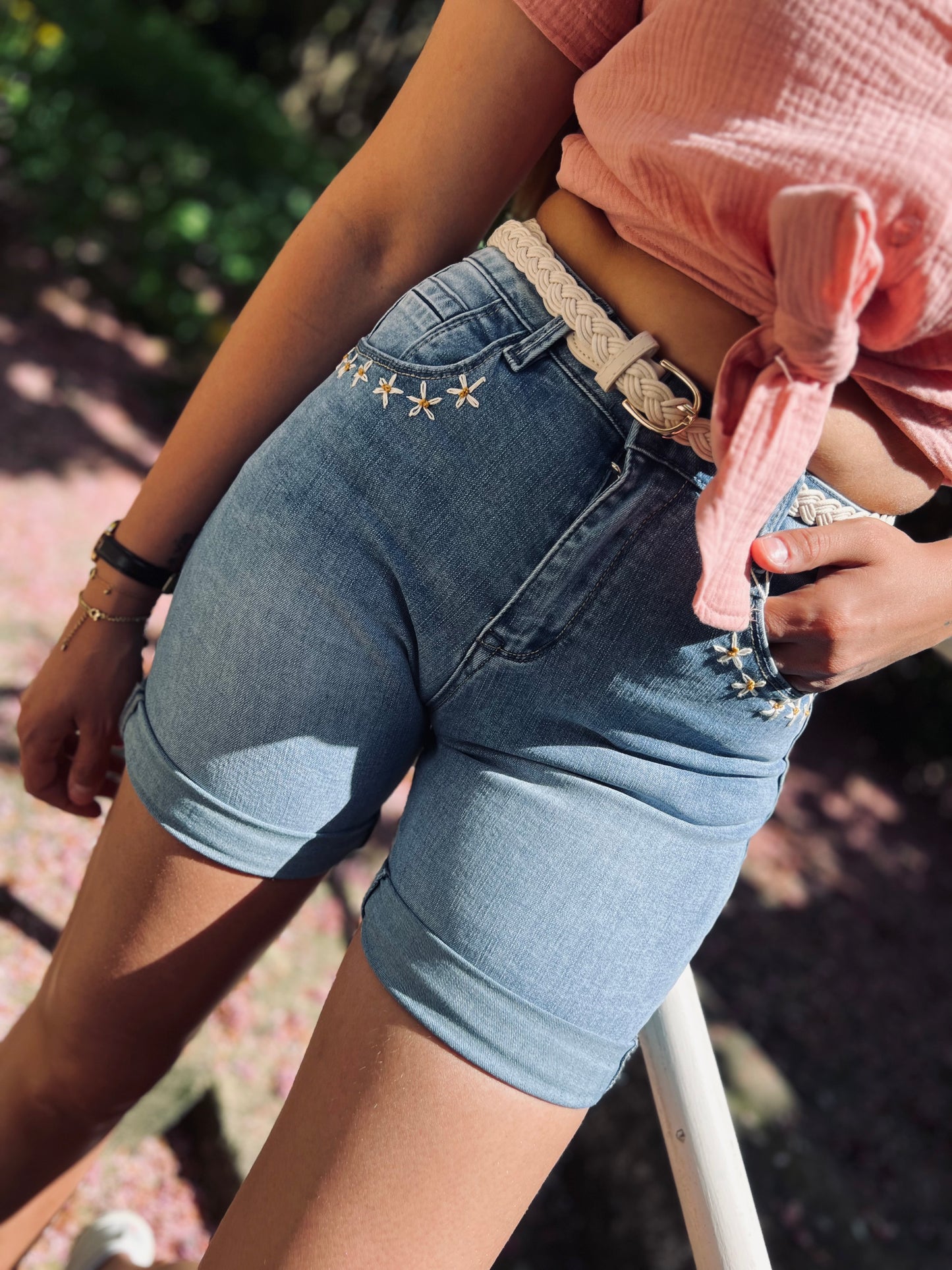 Short FLOWER