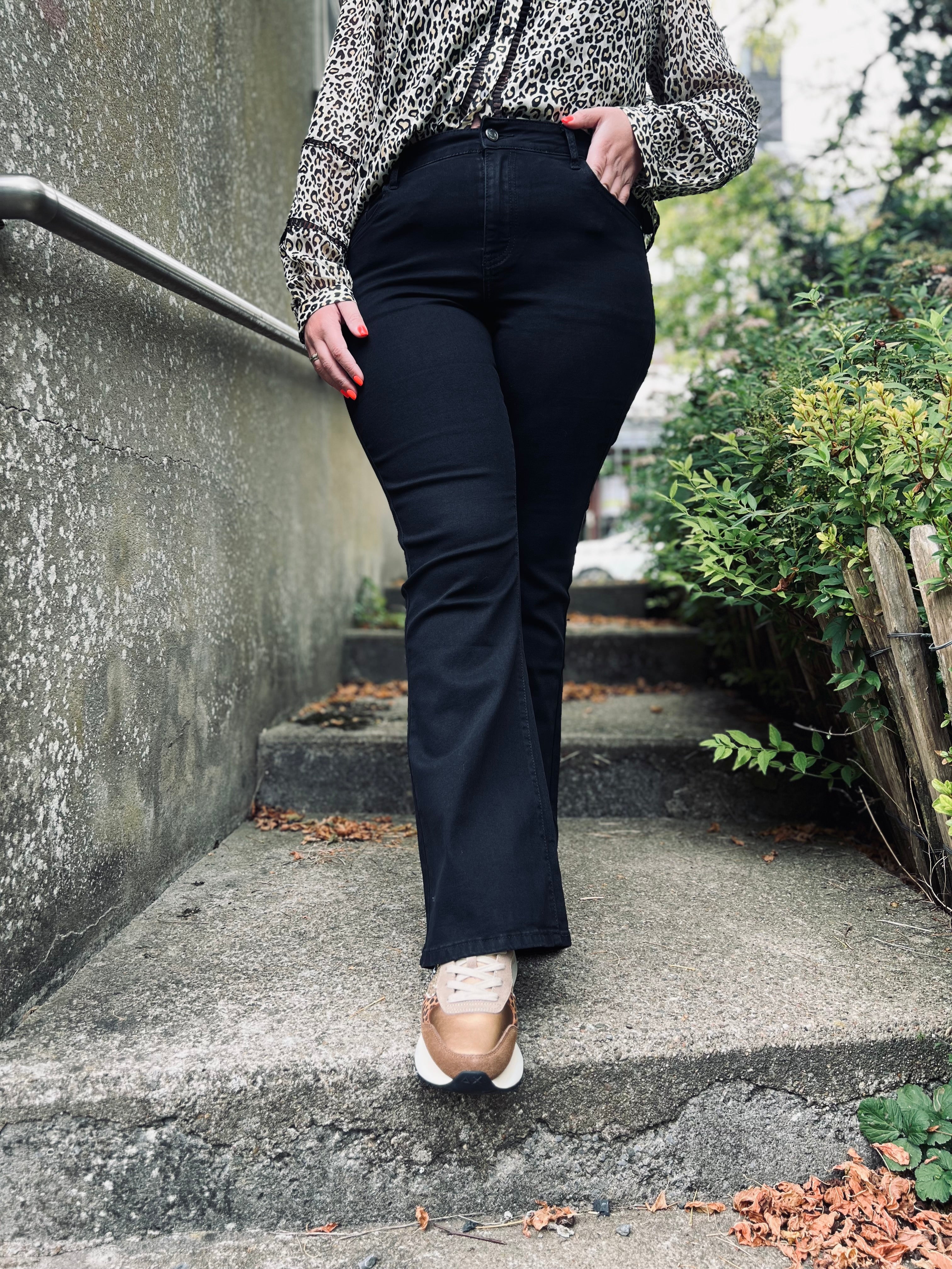 Notre jean MOMFIT noir