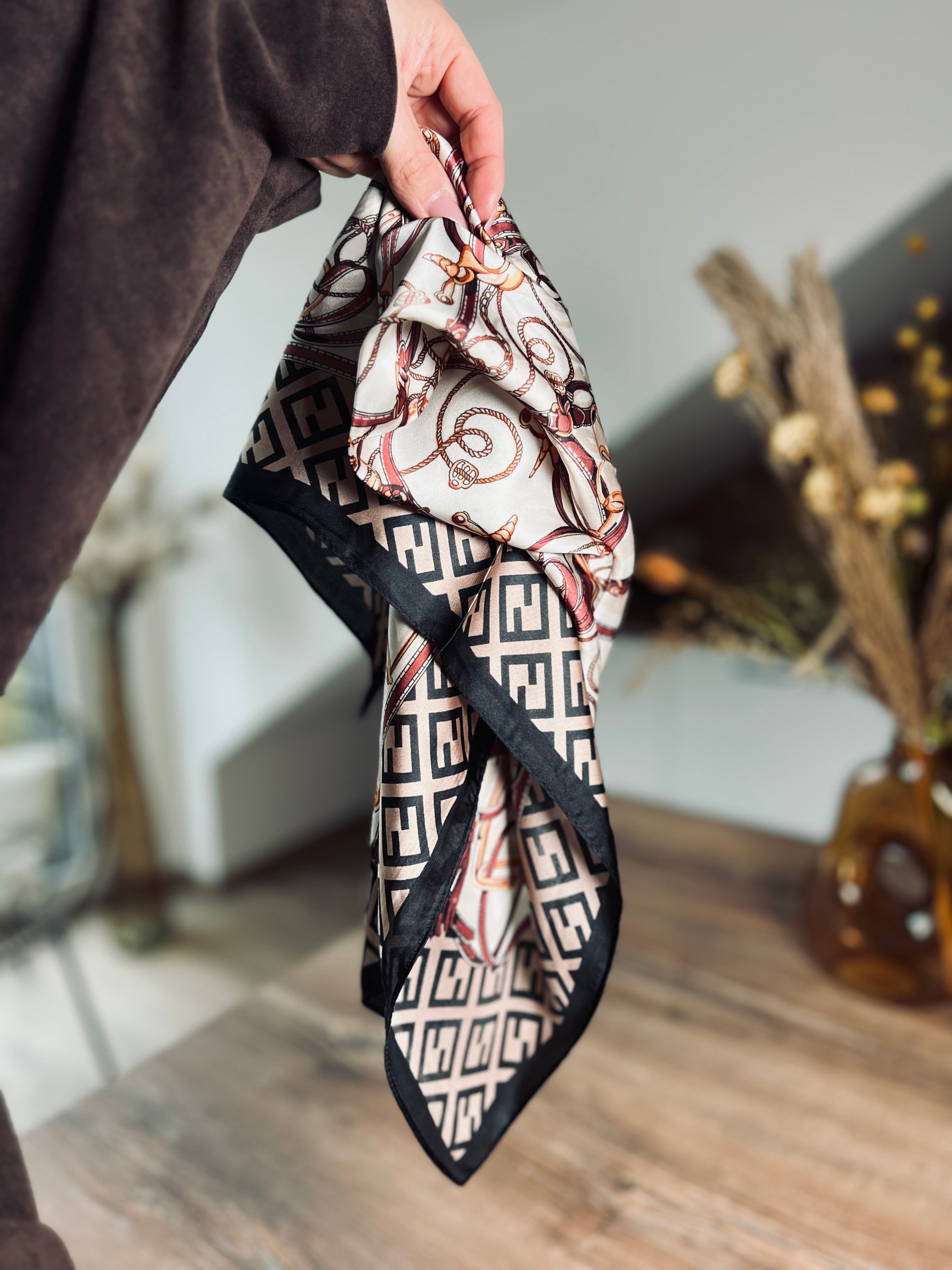 Notre foulard ALBA marron