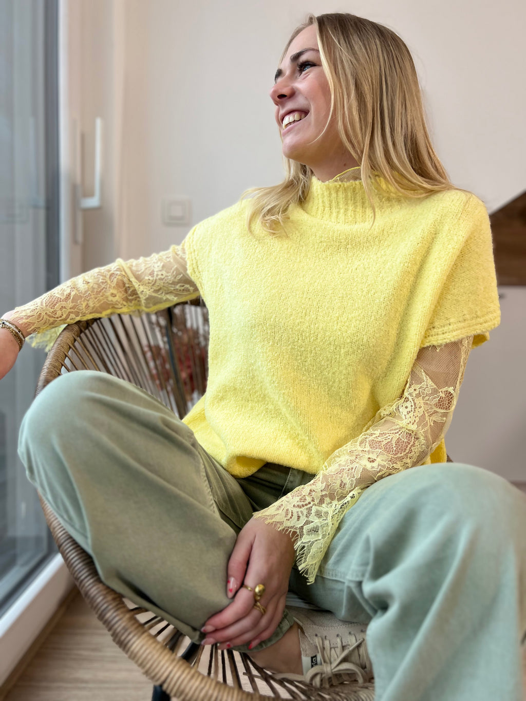 LE PULL DENTELLE LOUISE