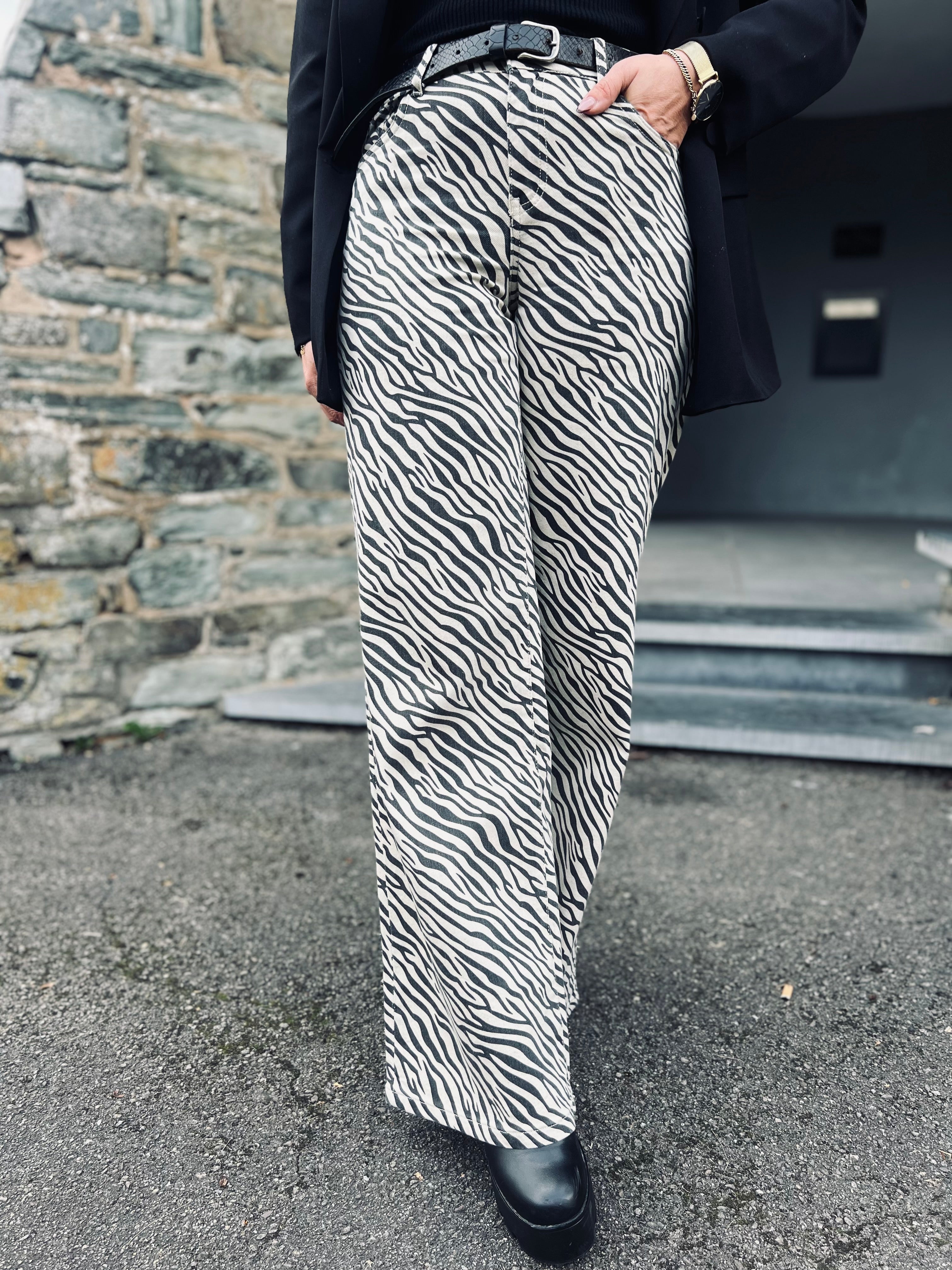 Notre jean SAFARI