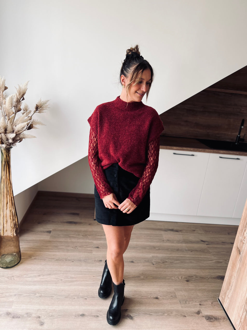 Notre pull dentelle DURGA bordeaux