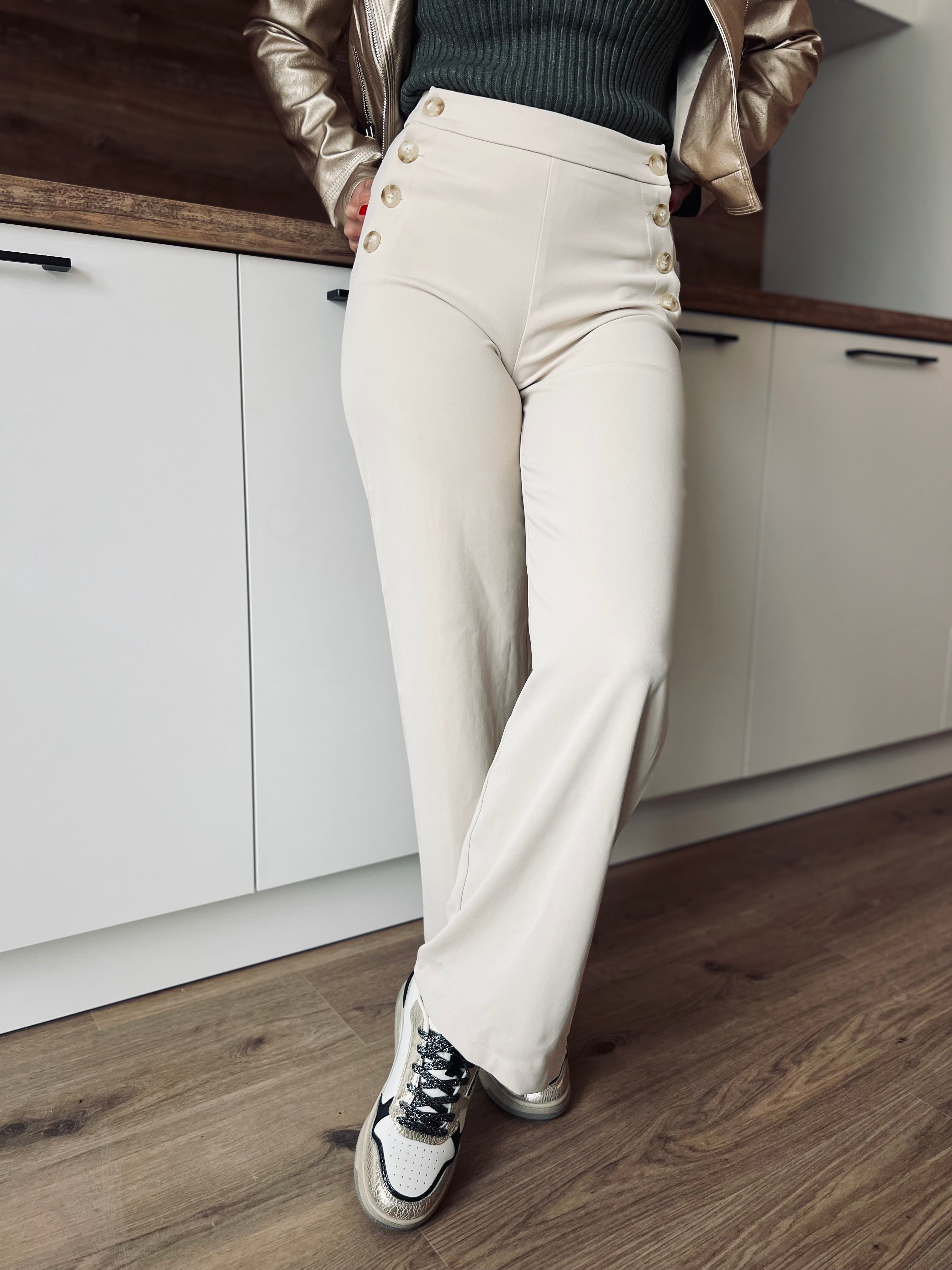 Notre pantalon LIVIO beige
