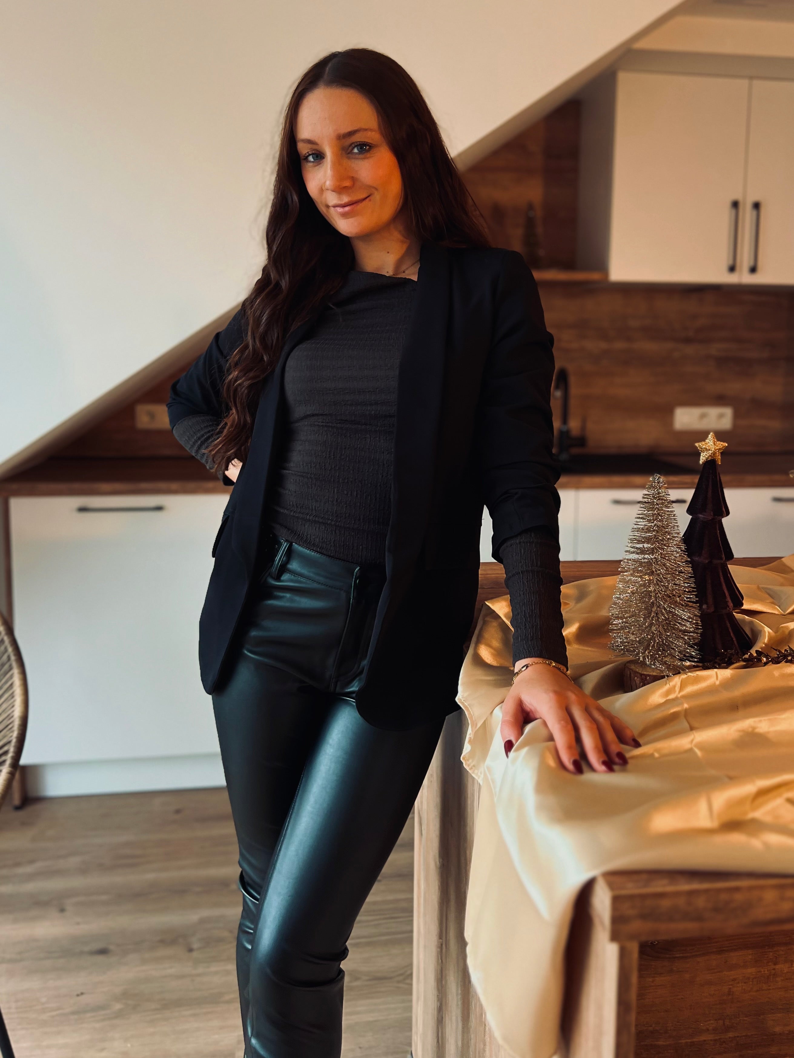 Notre blazer MAÉ noir