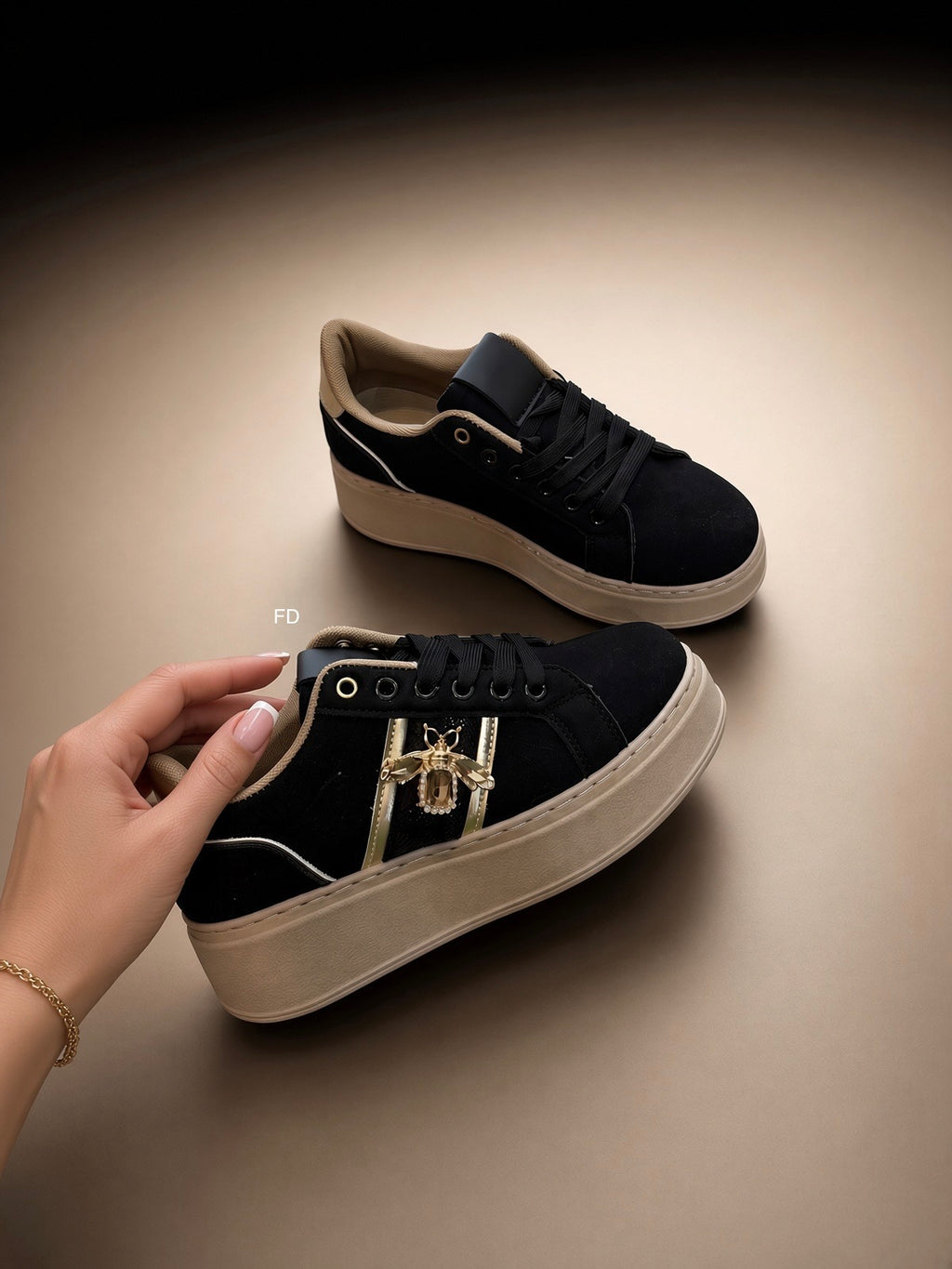 LES BASKETS PHOEBE
