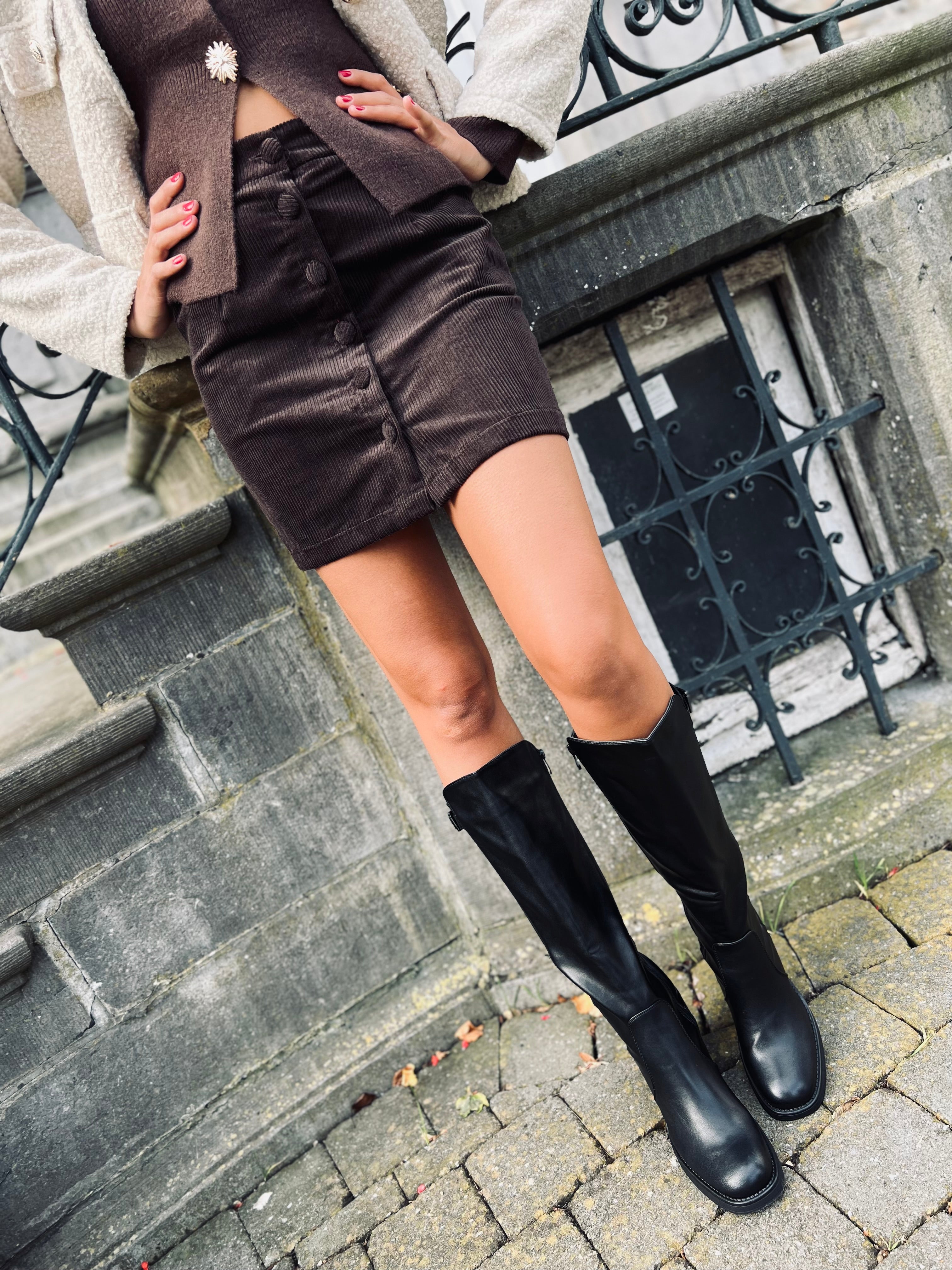 Notre jupe velours KALI marron