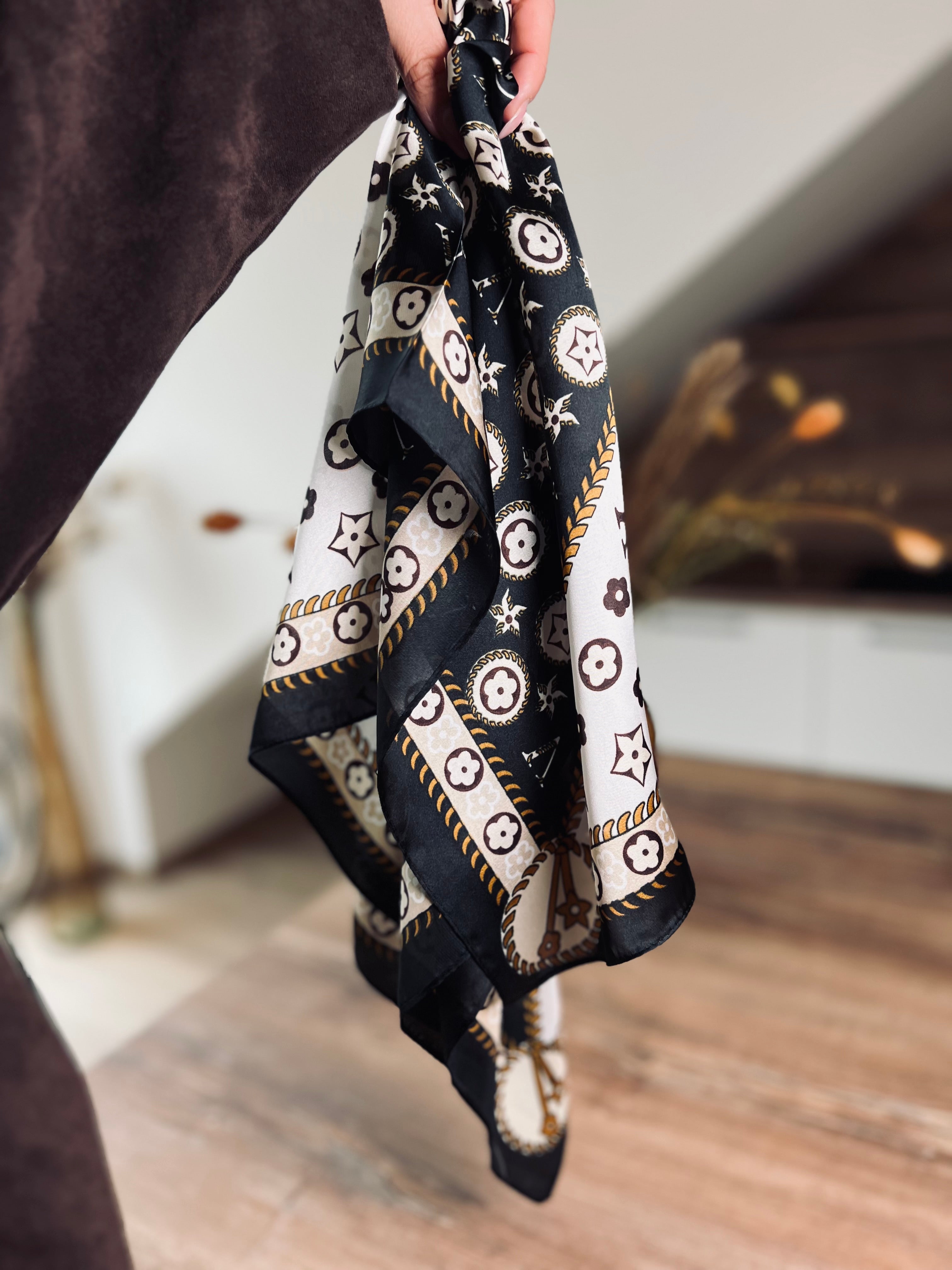 Notre foulard ALBA [V]