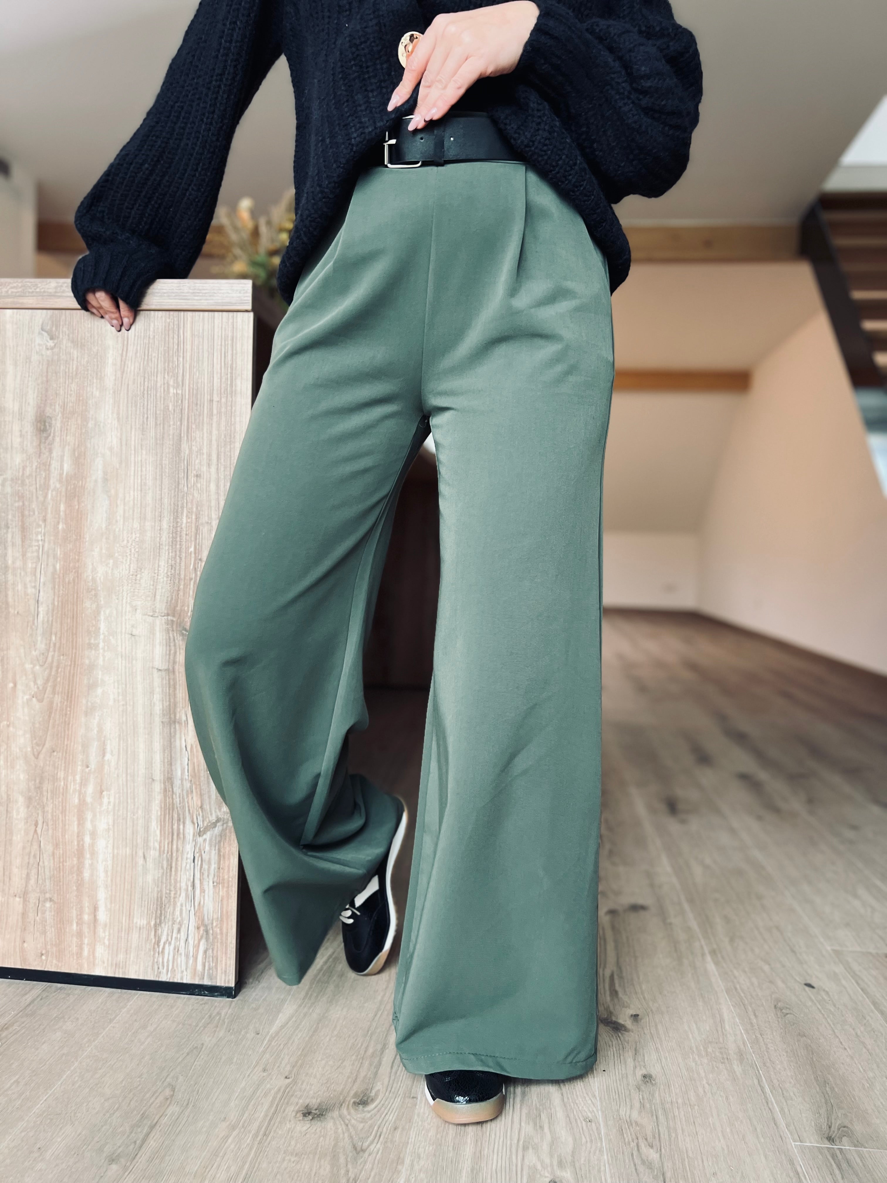 Notre pantalon ALBA kaki