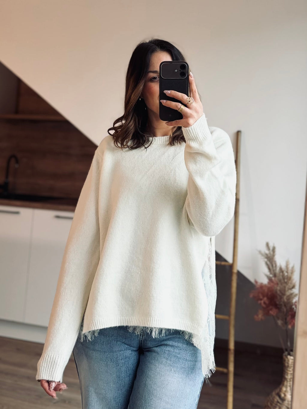 LE PULL DENTELLE INÈS