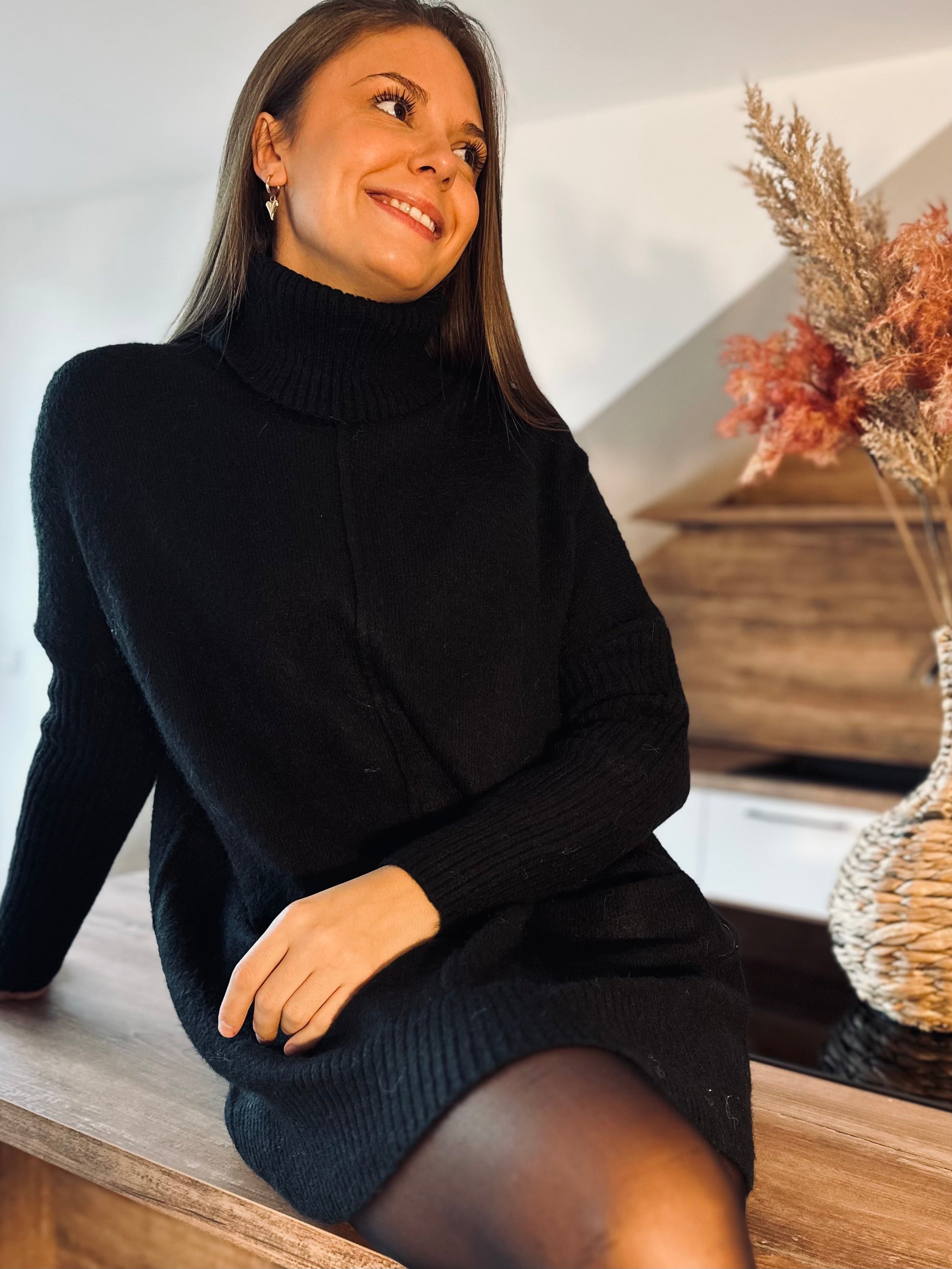 Notre robe ÉLYSE noire