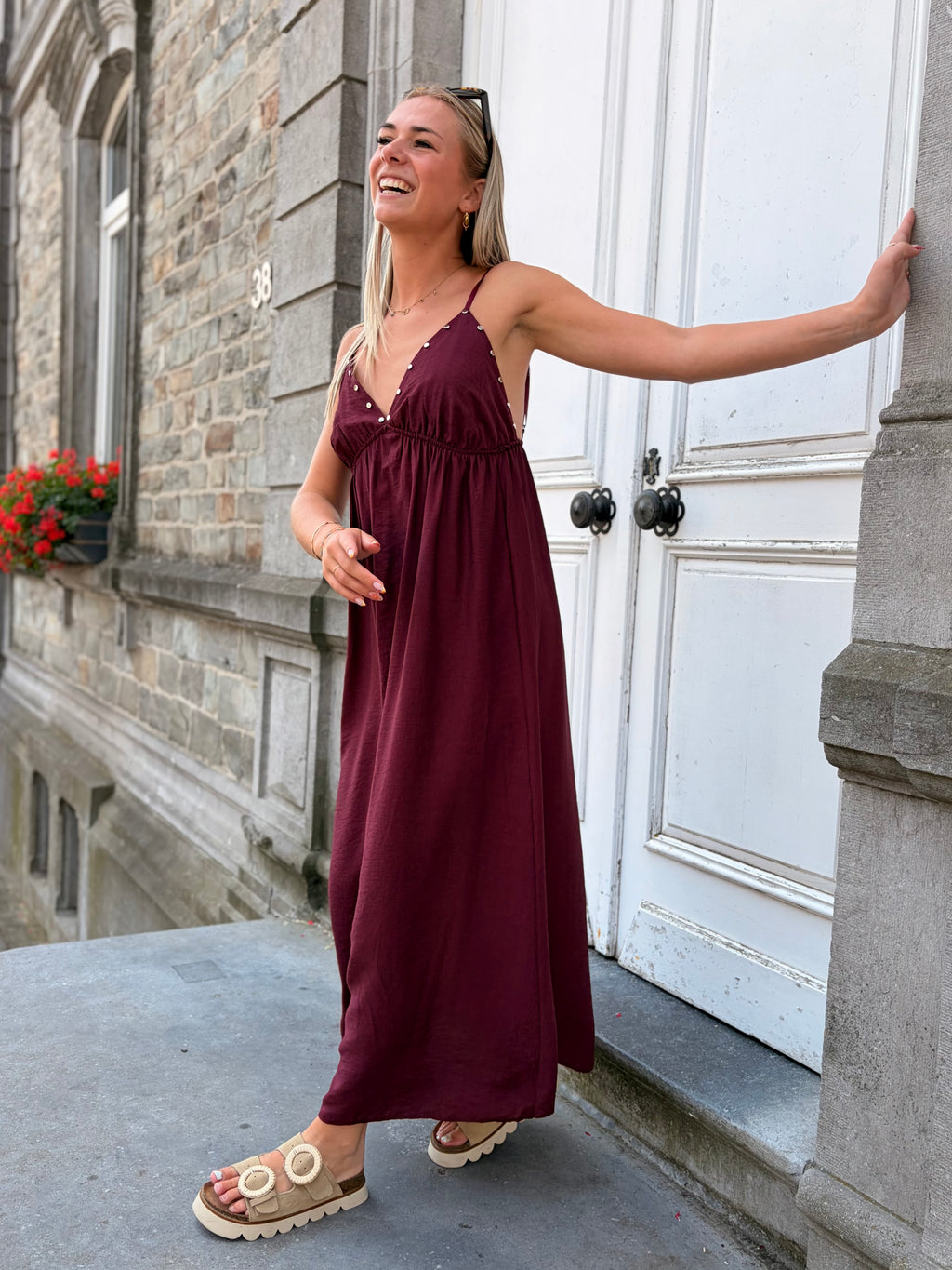 LA ROBE CÉLESTE