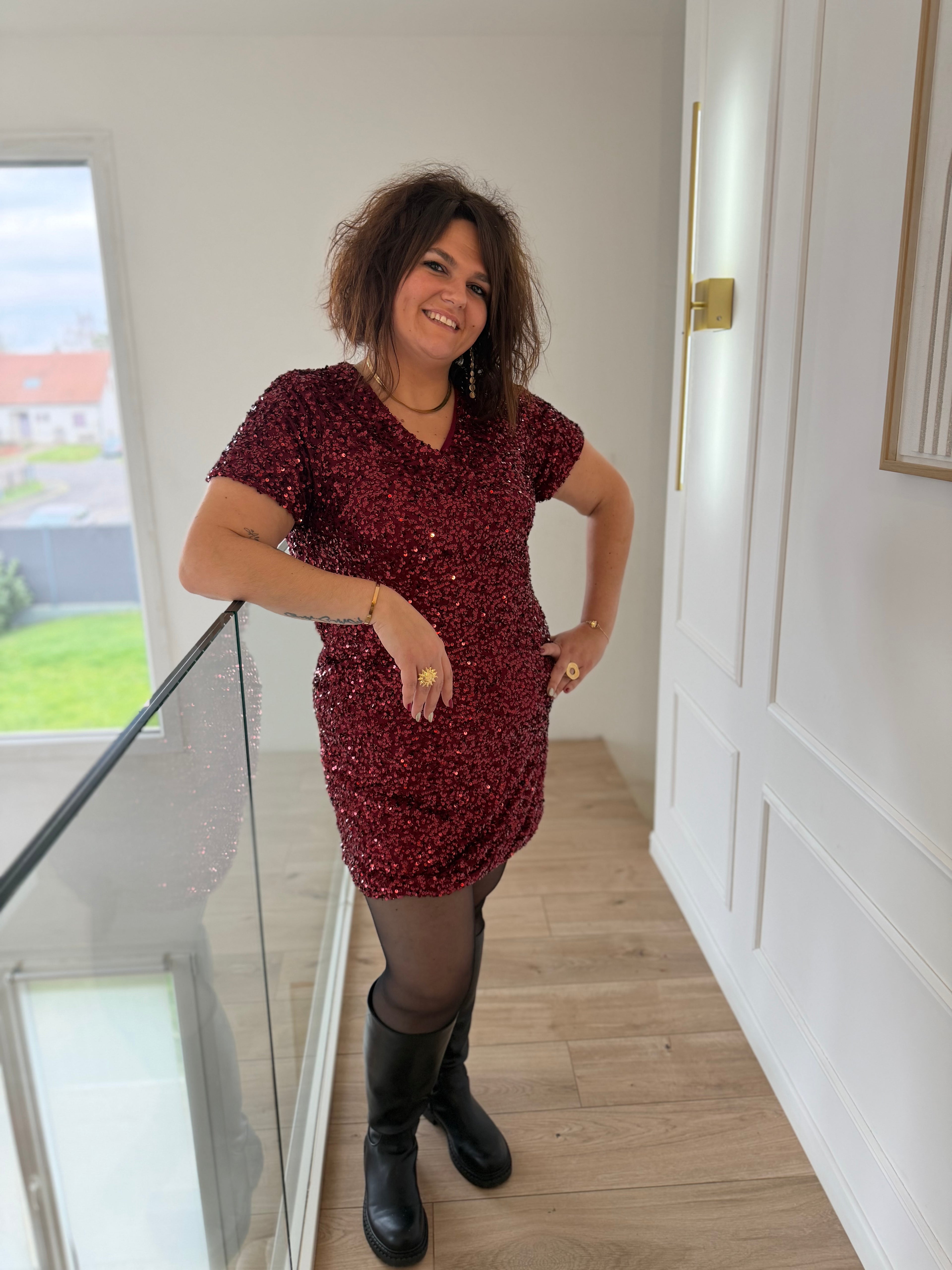 Notre robe CASSIA bordeaux