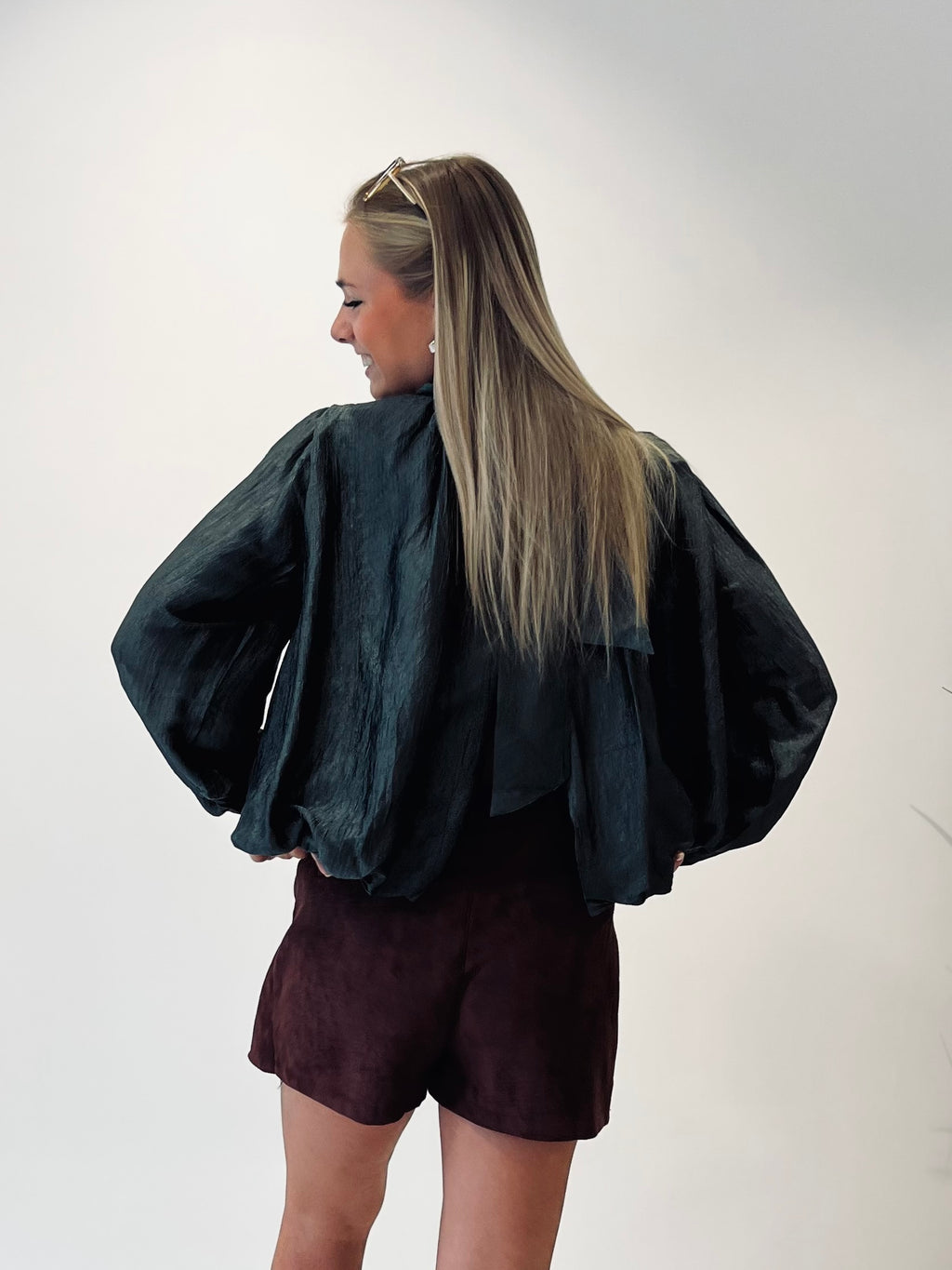 LA BLOUSE ADÈLE