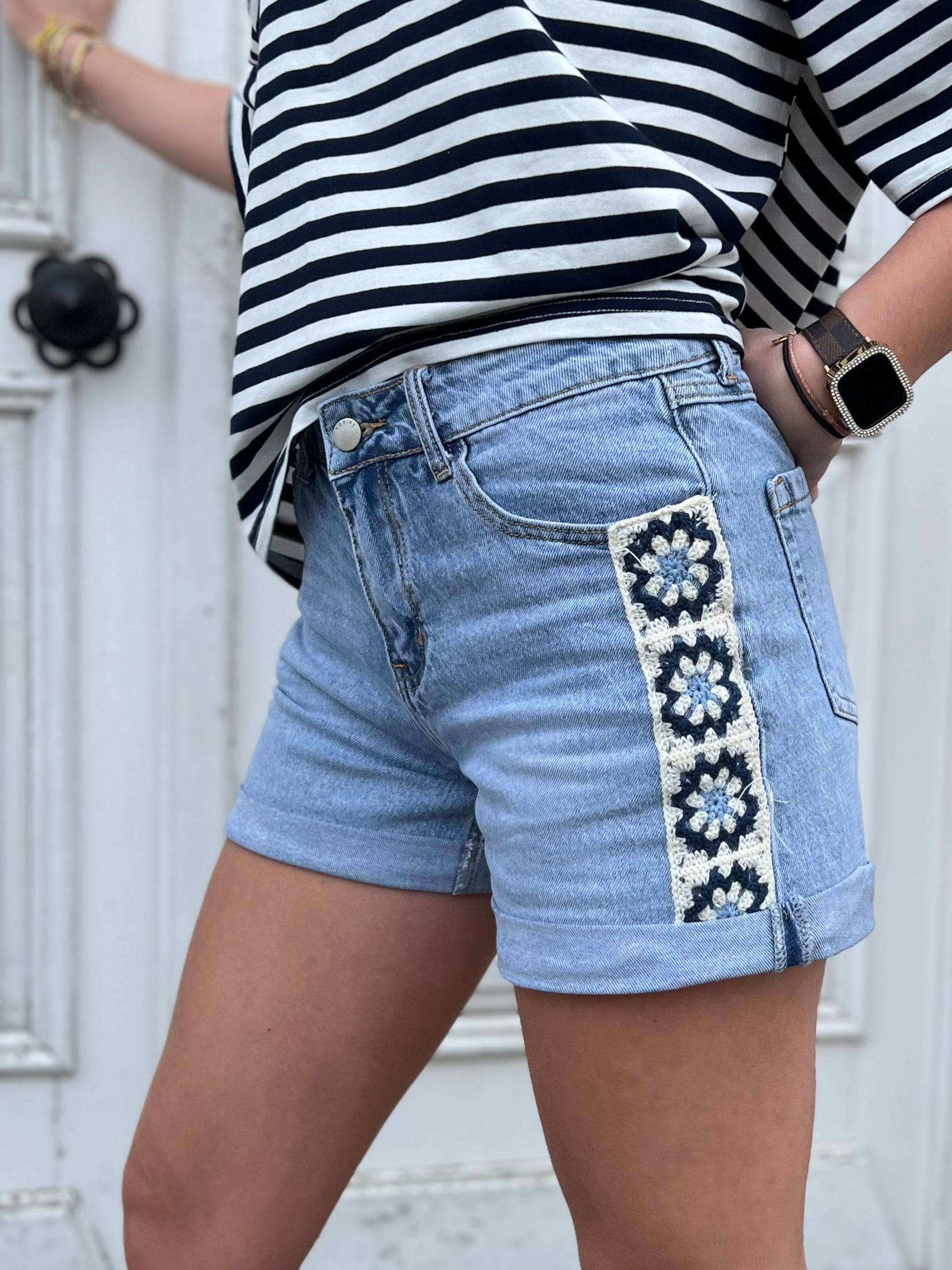 LE SHORT MANDA