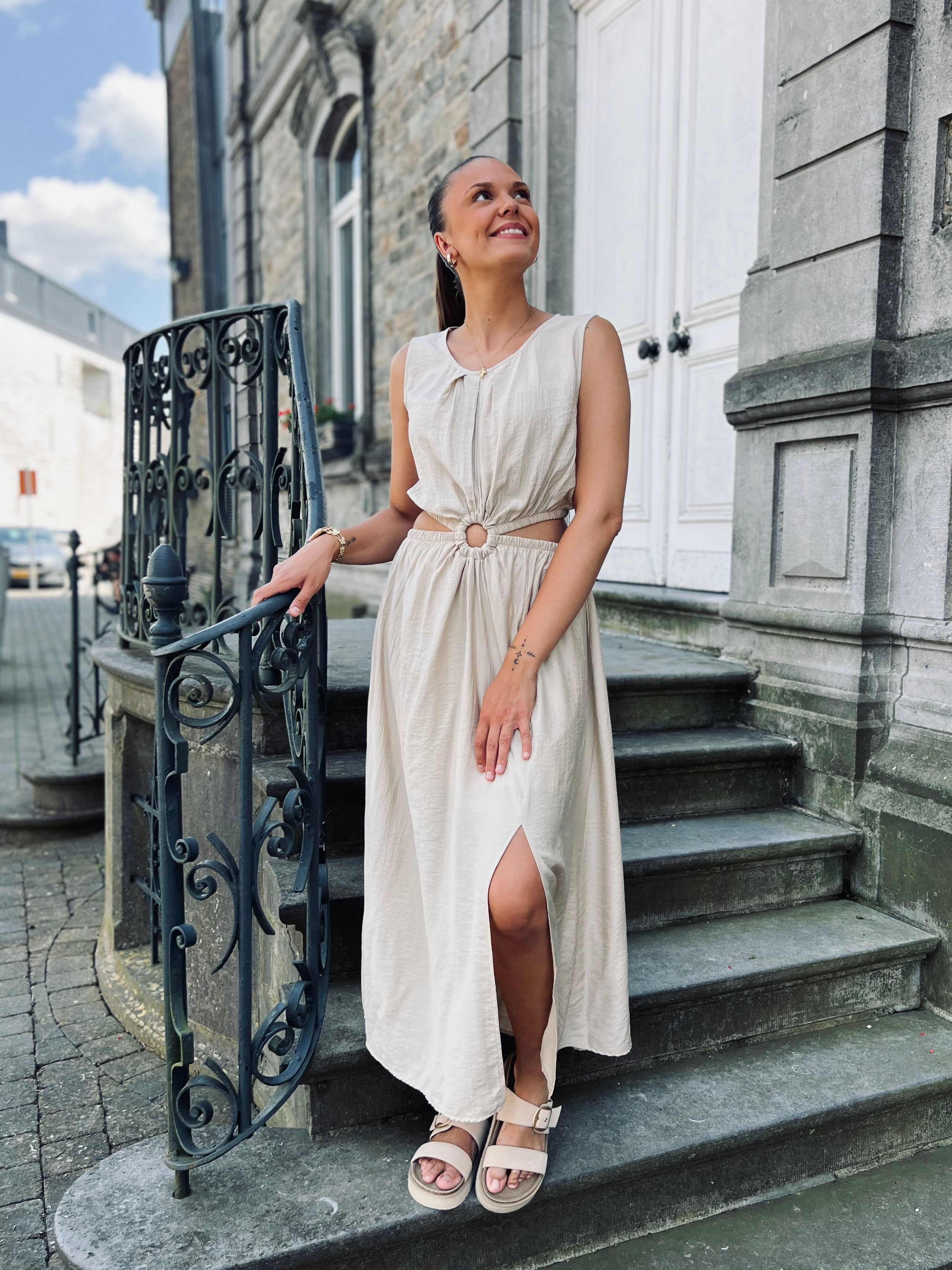LA ROBE HÉLÈNE
