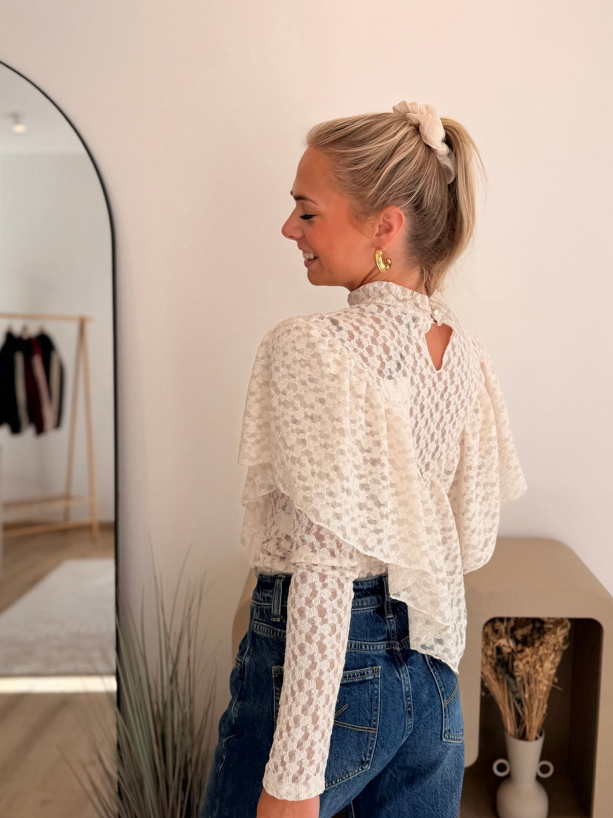 LA BLOUSE LALIE