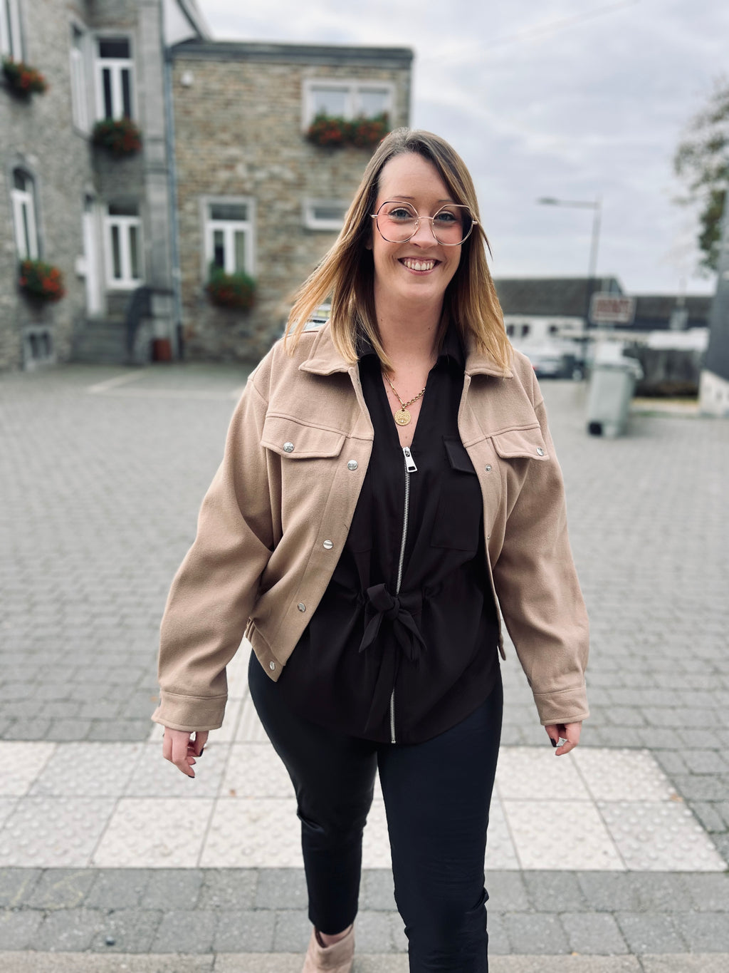 Notre veste VERA beige