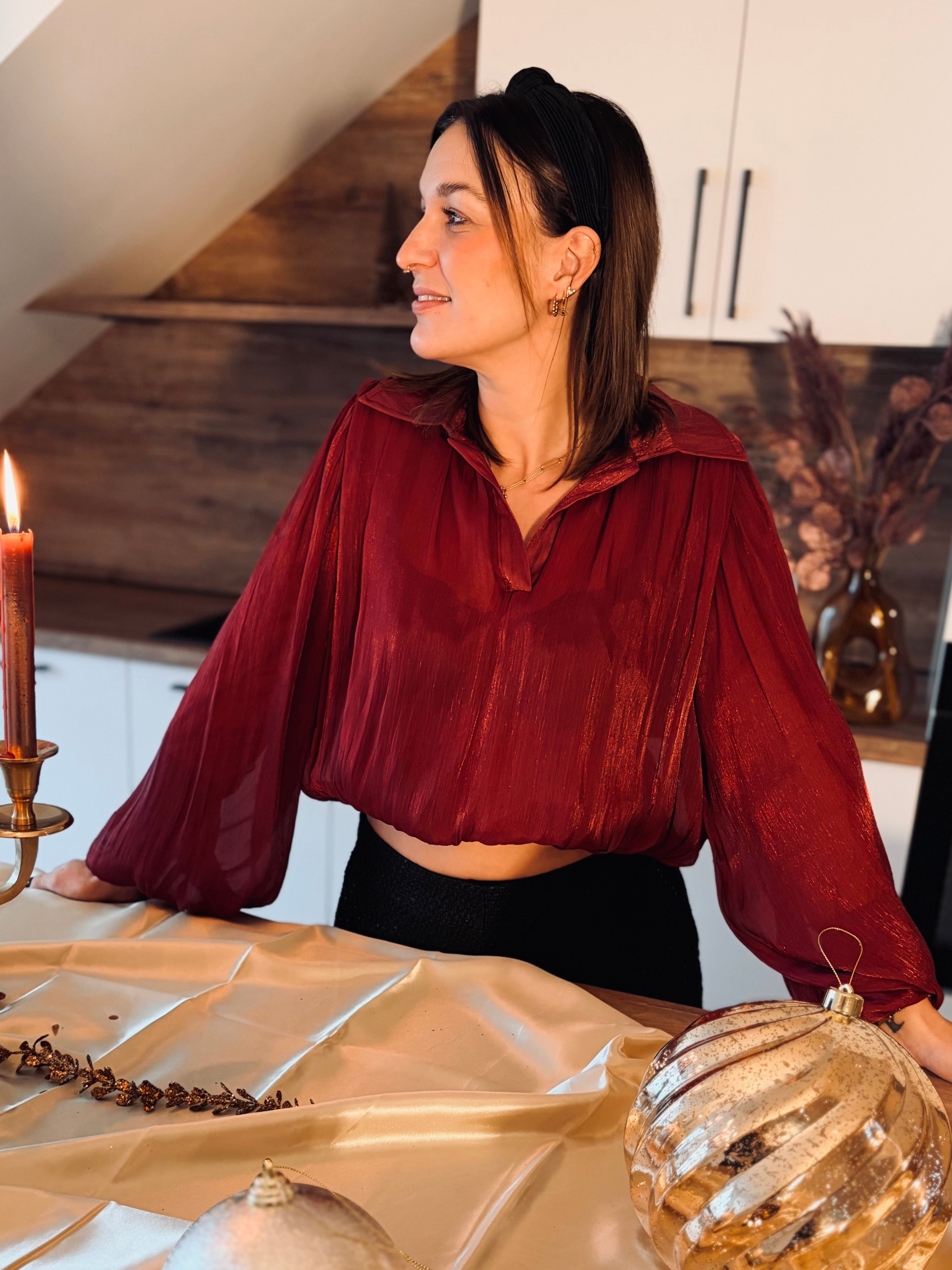 Notre blouse SASOU bordeaux