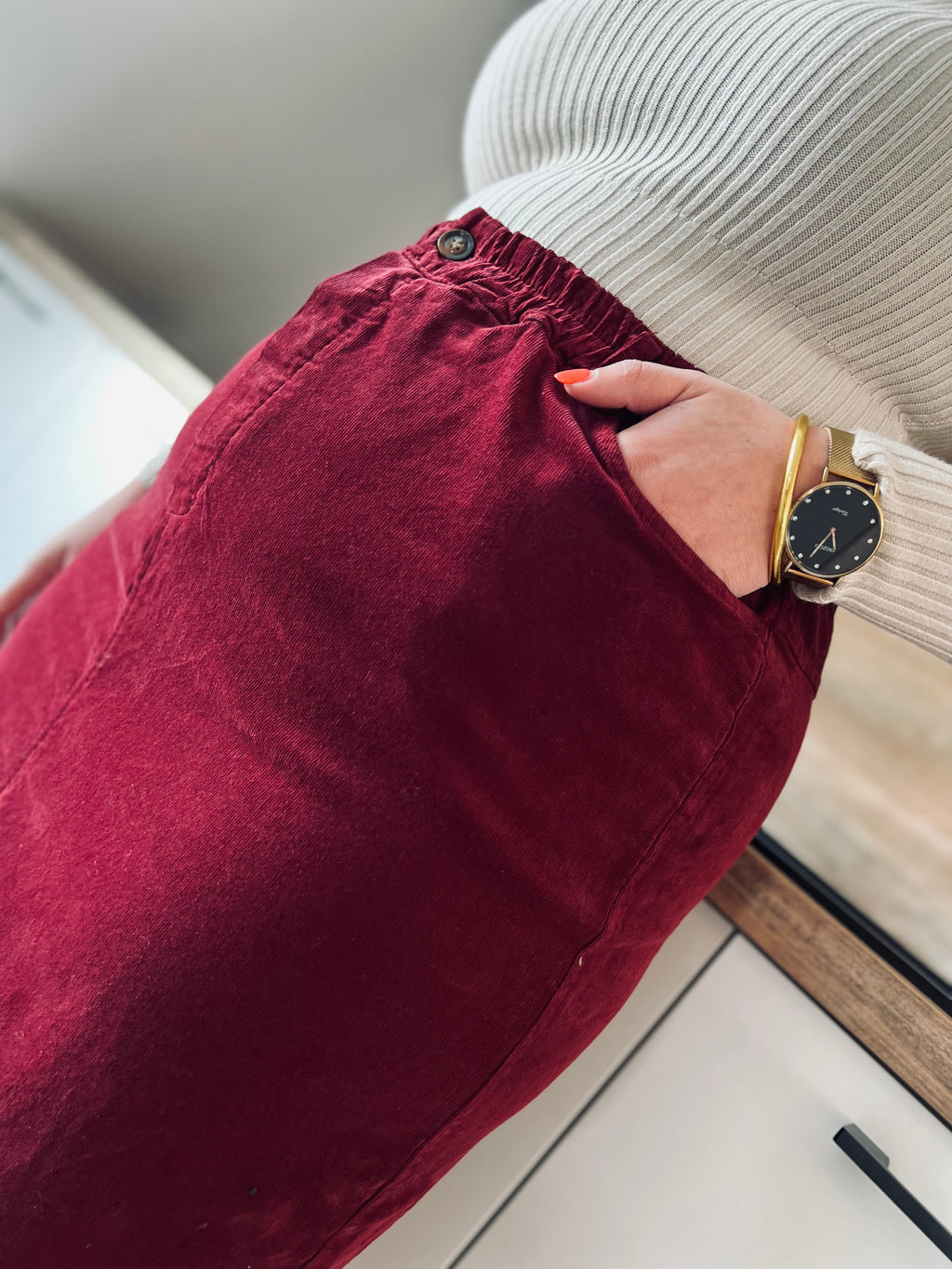 Notre jupe longue velours KIARA bordeaux