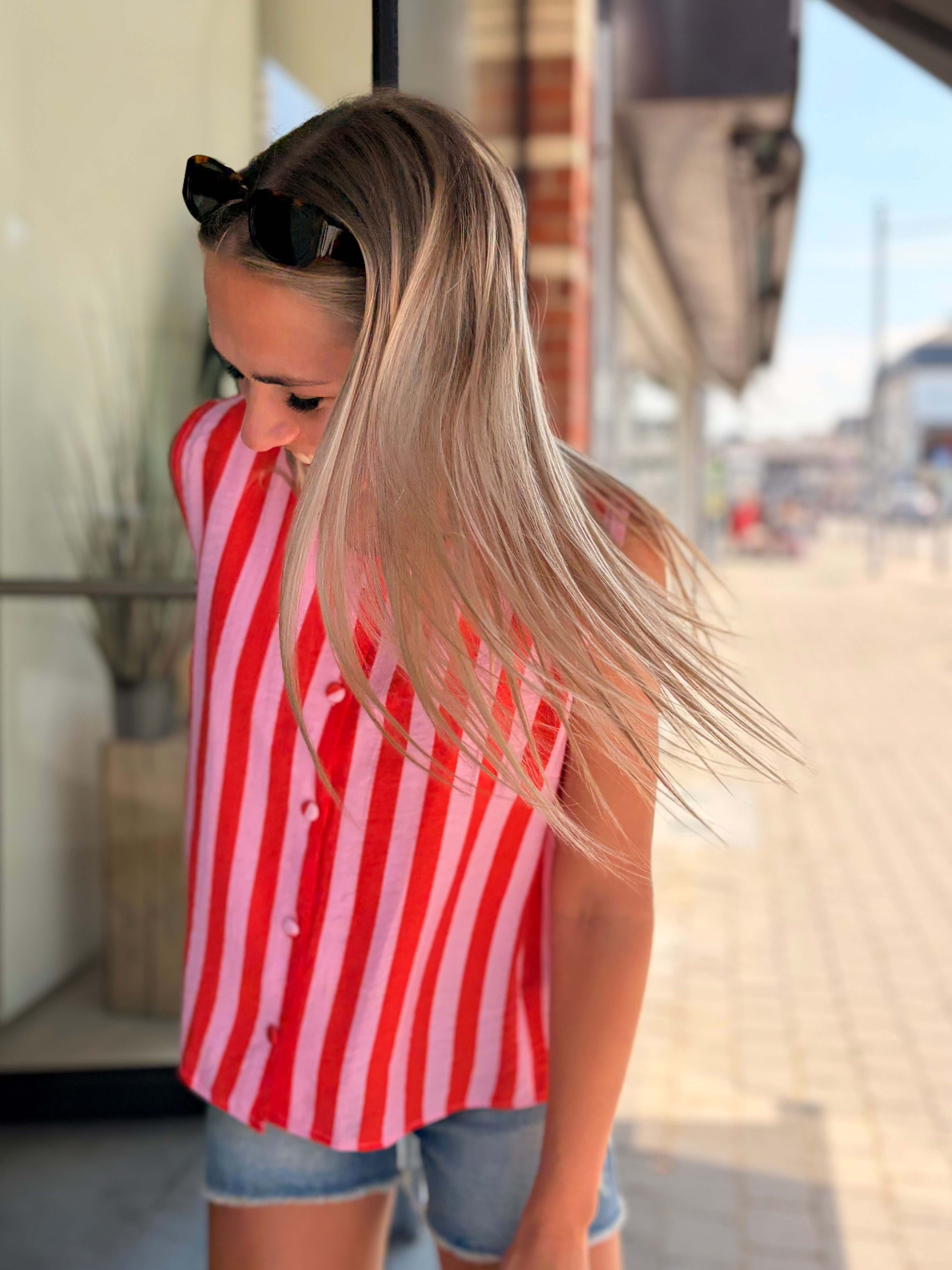 LA BLOUSE DANIE