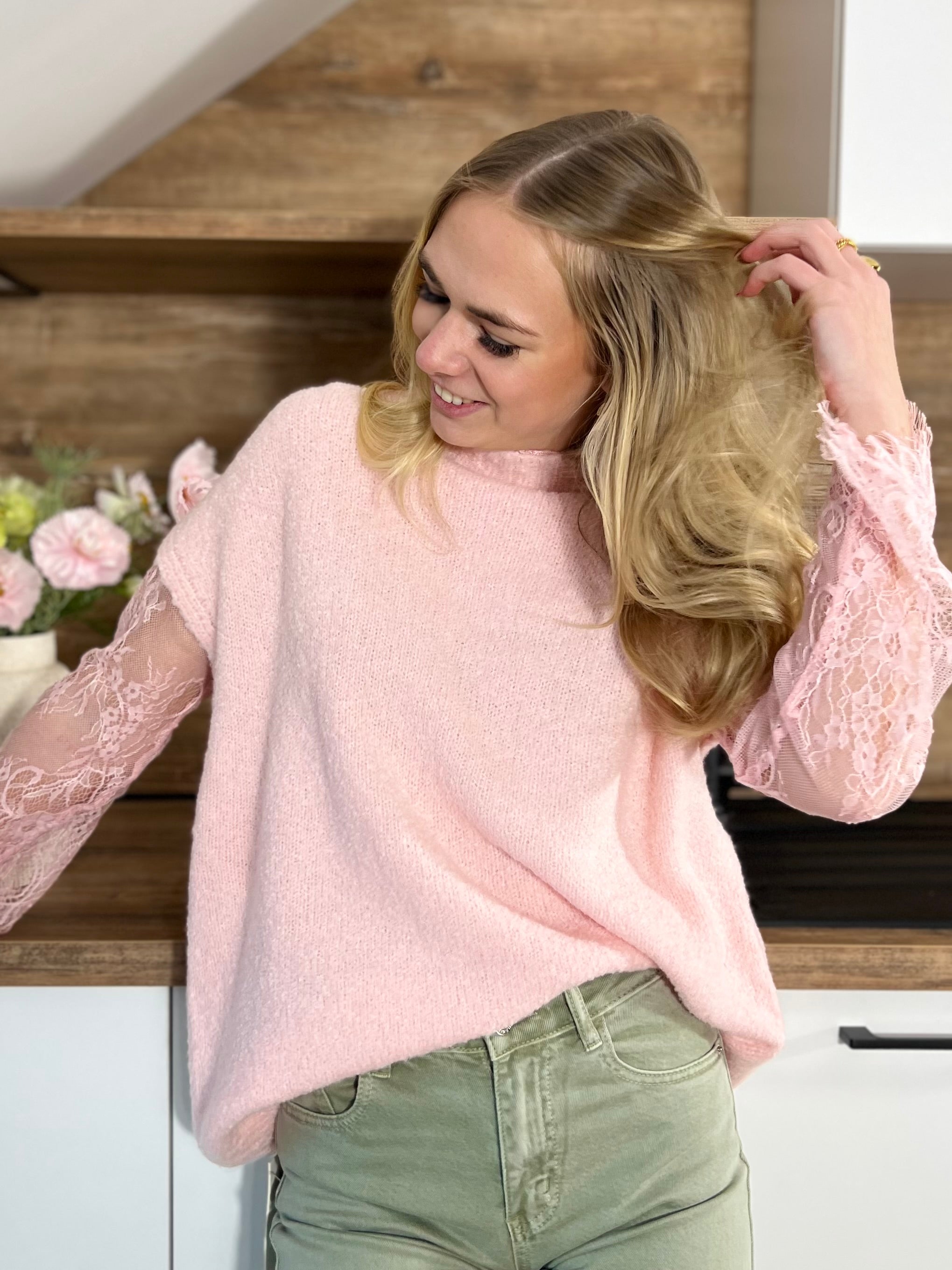 LE PULL DENTELLE LOUISE