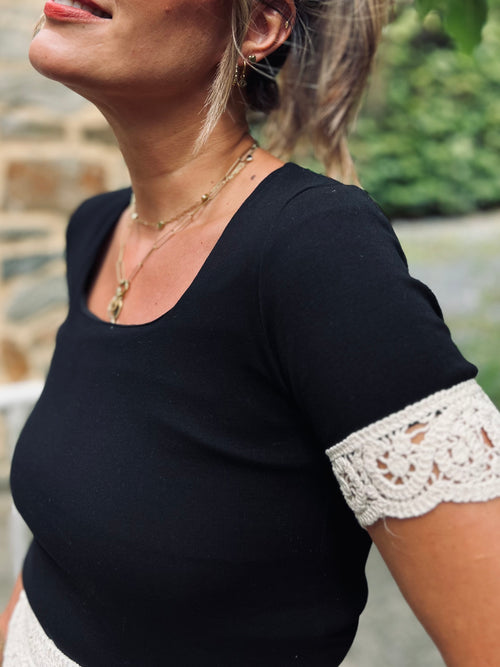 Notre blouse BELLA noire