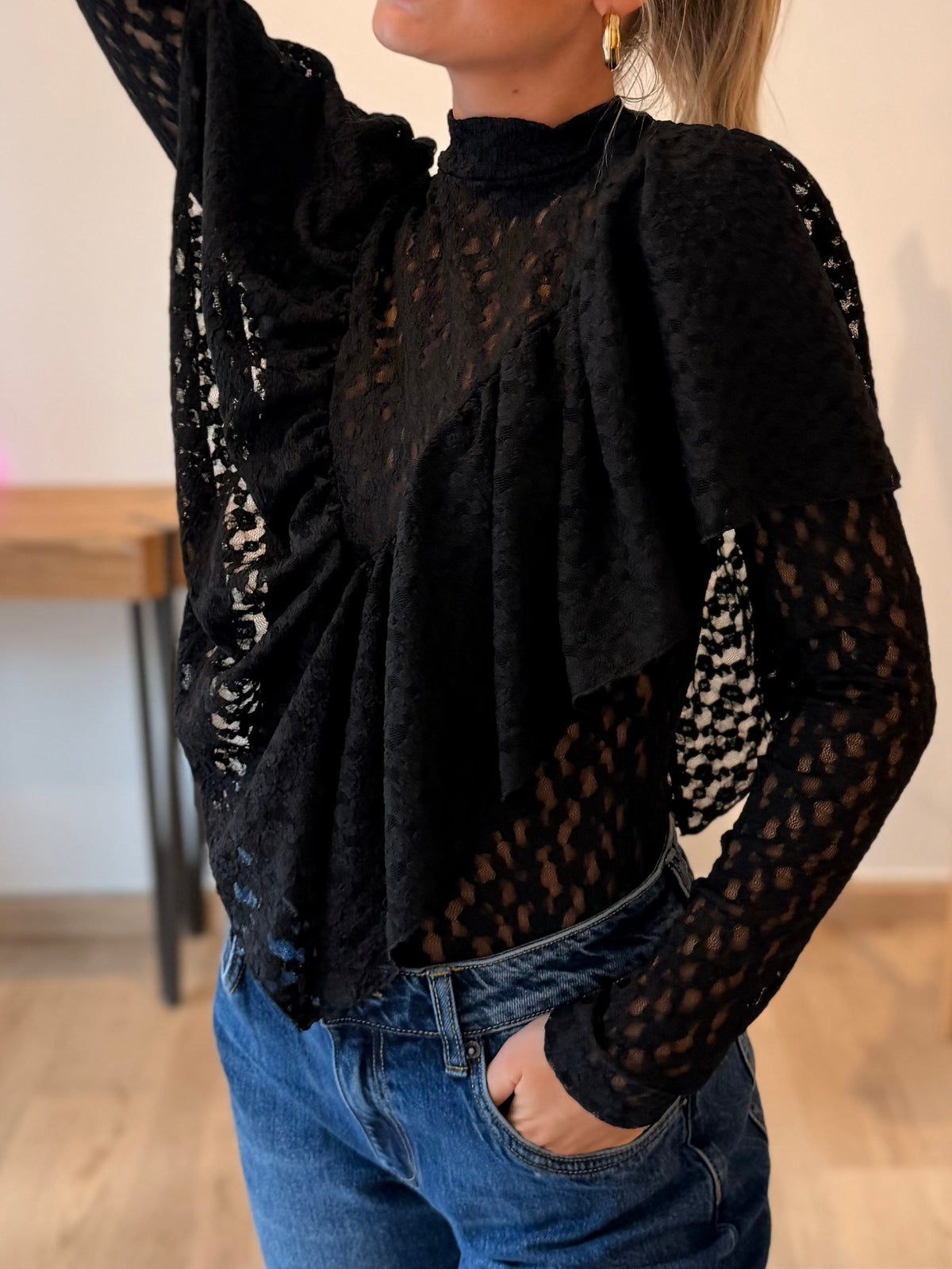 LA BLOUSE LALIE