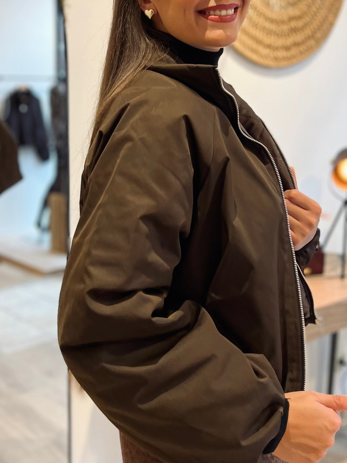 LA VESTE SERENA