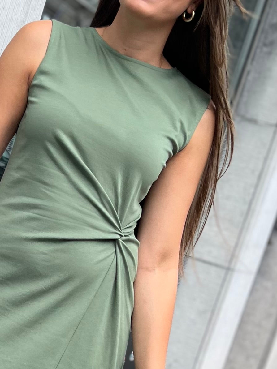 LA ROBE DAKOTA