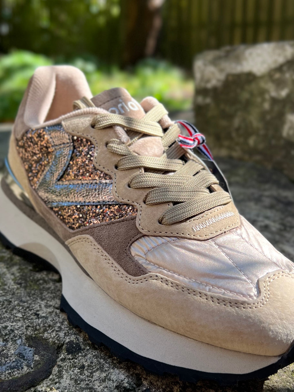 VICTORIA SNEAKERS Oro