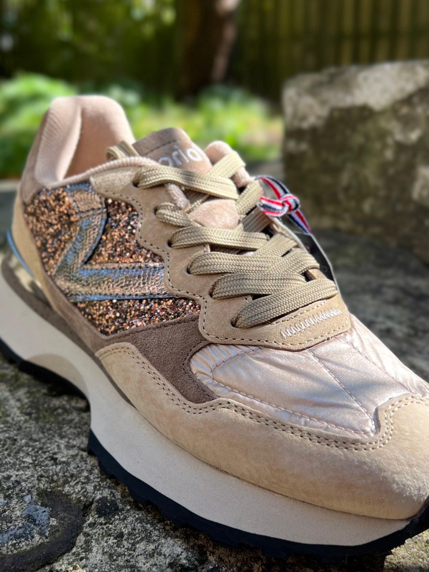 VICTORIA SNEAKERS Oro