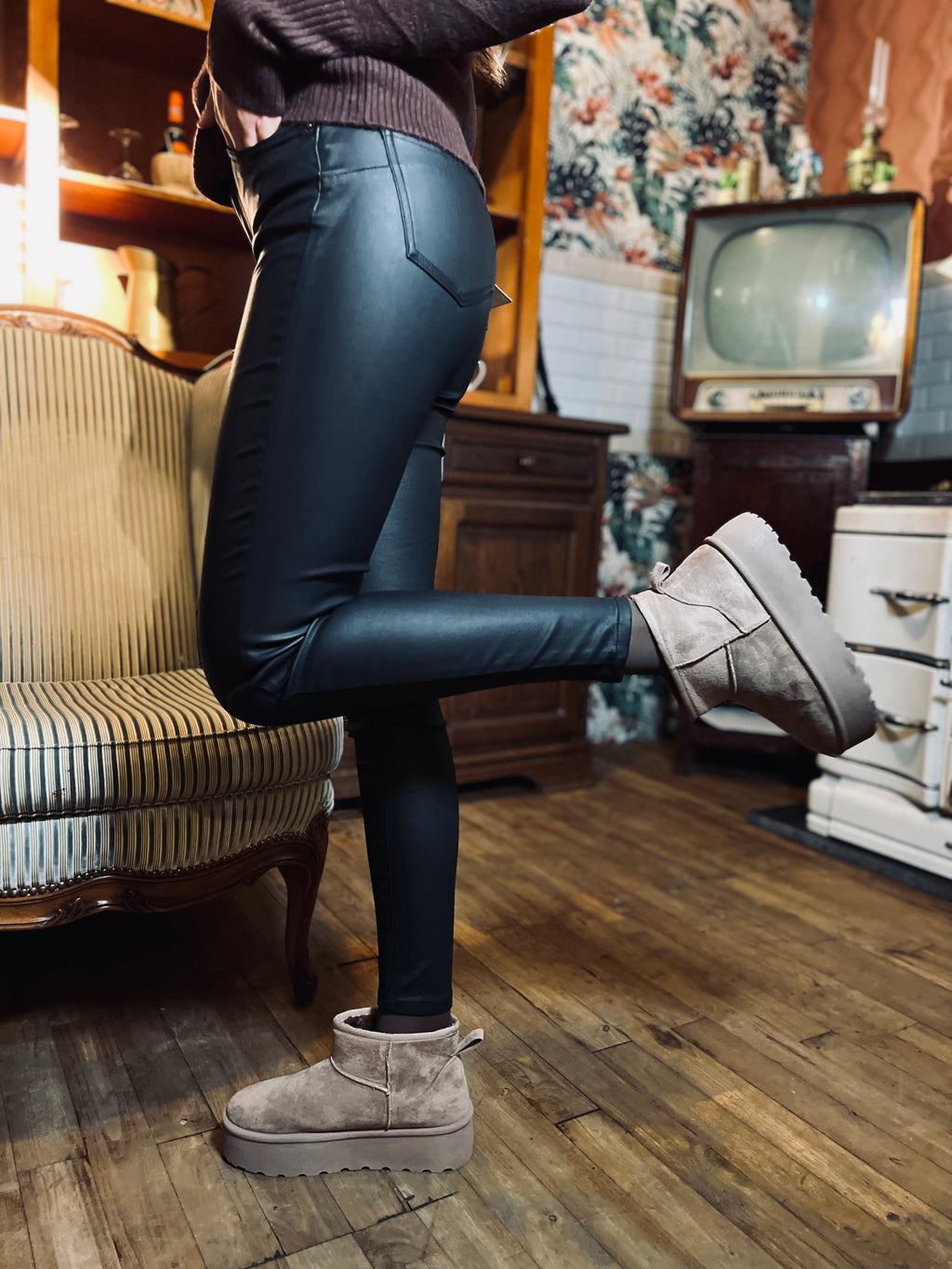 Notre pantalon simili DRAKE