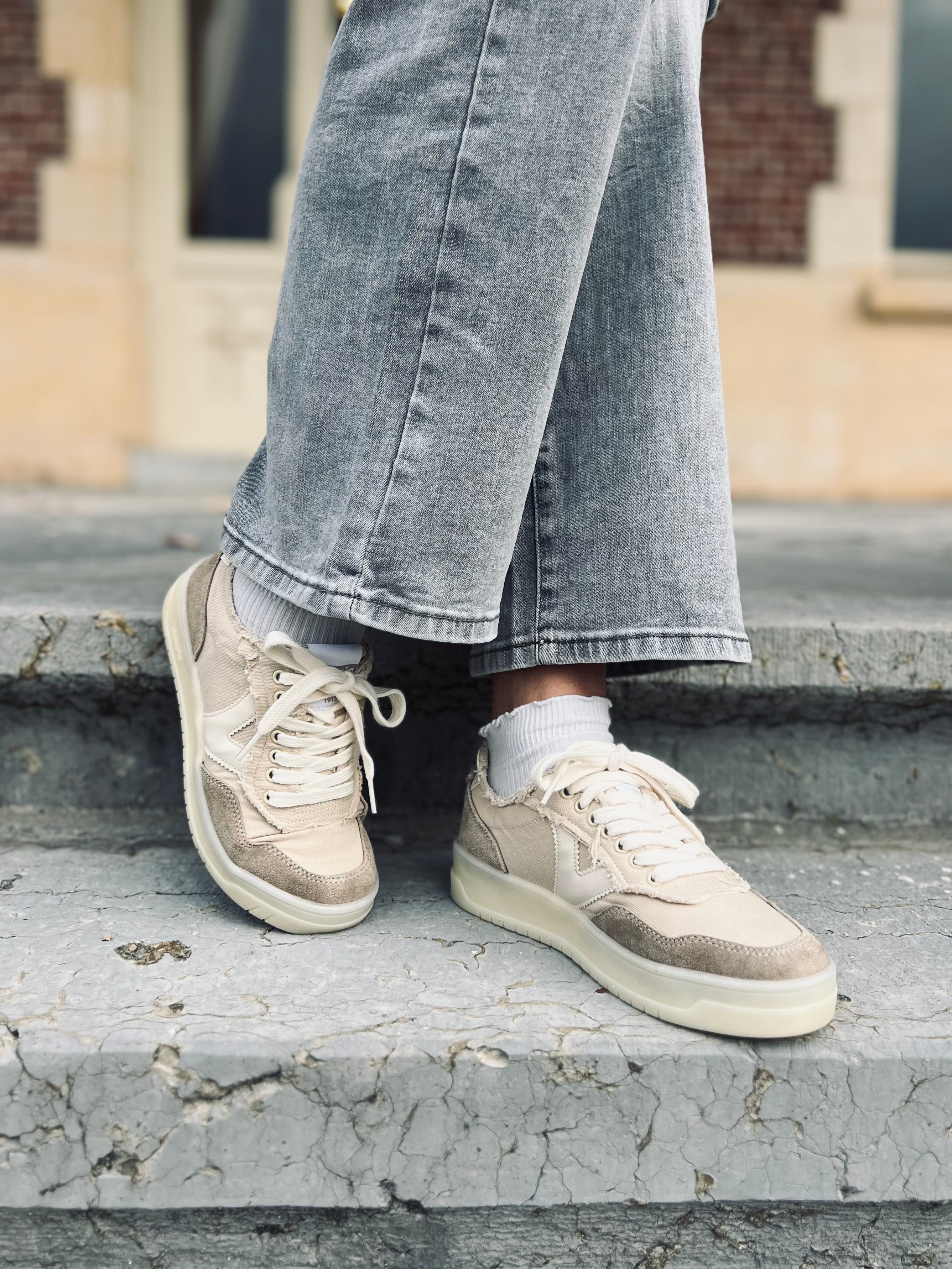 LES VICTORIA 1257146