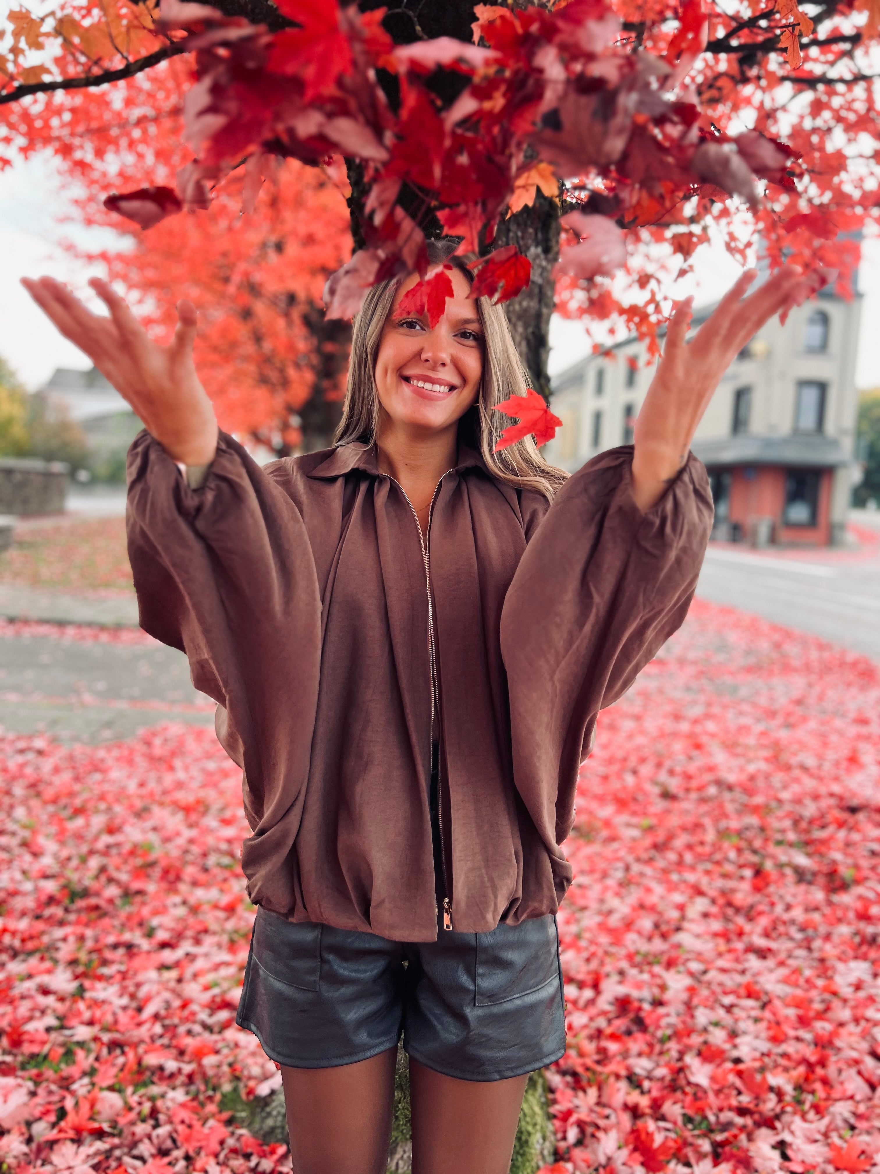 Notre veste oversize AÏA marron