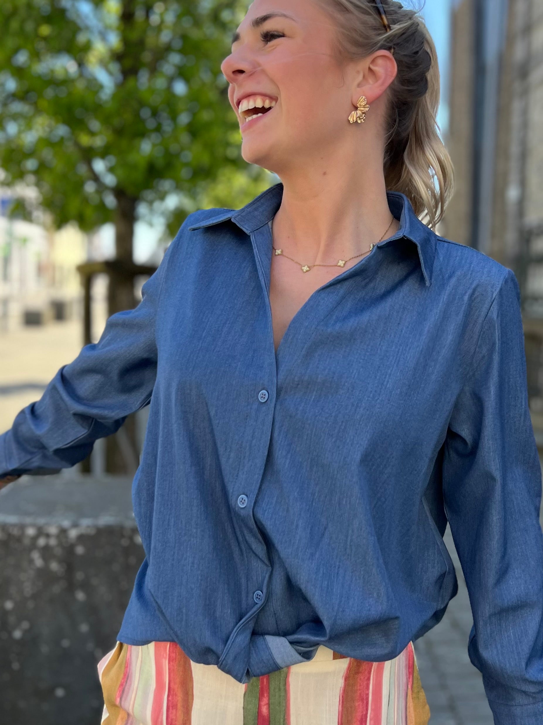 LA BLOUSE SOLAL