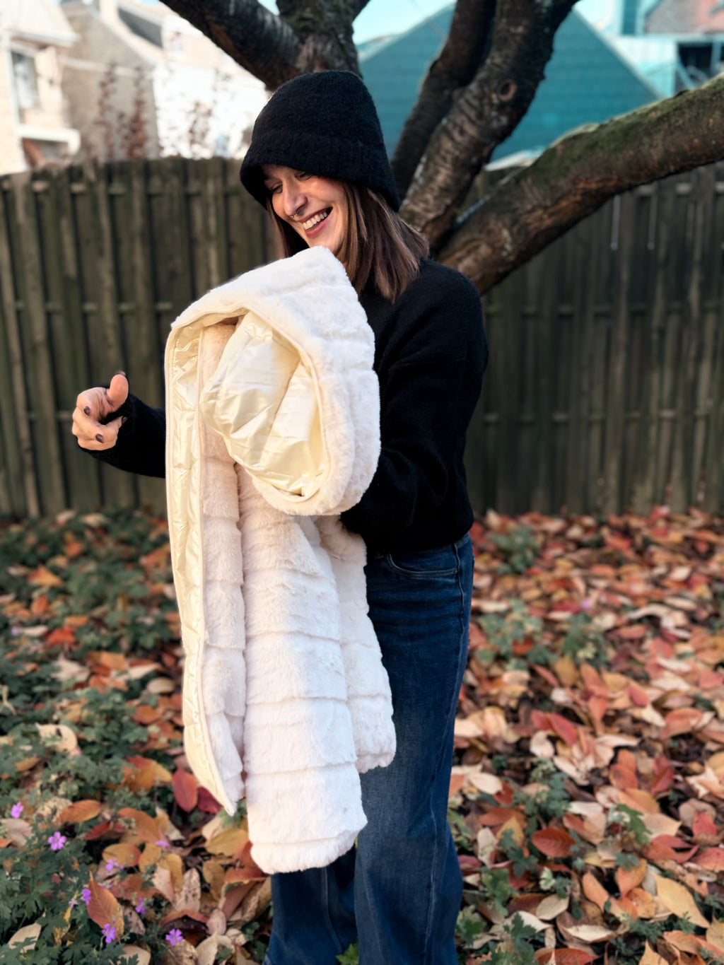 Notre manteau court KARLA beige