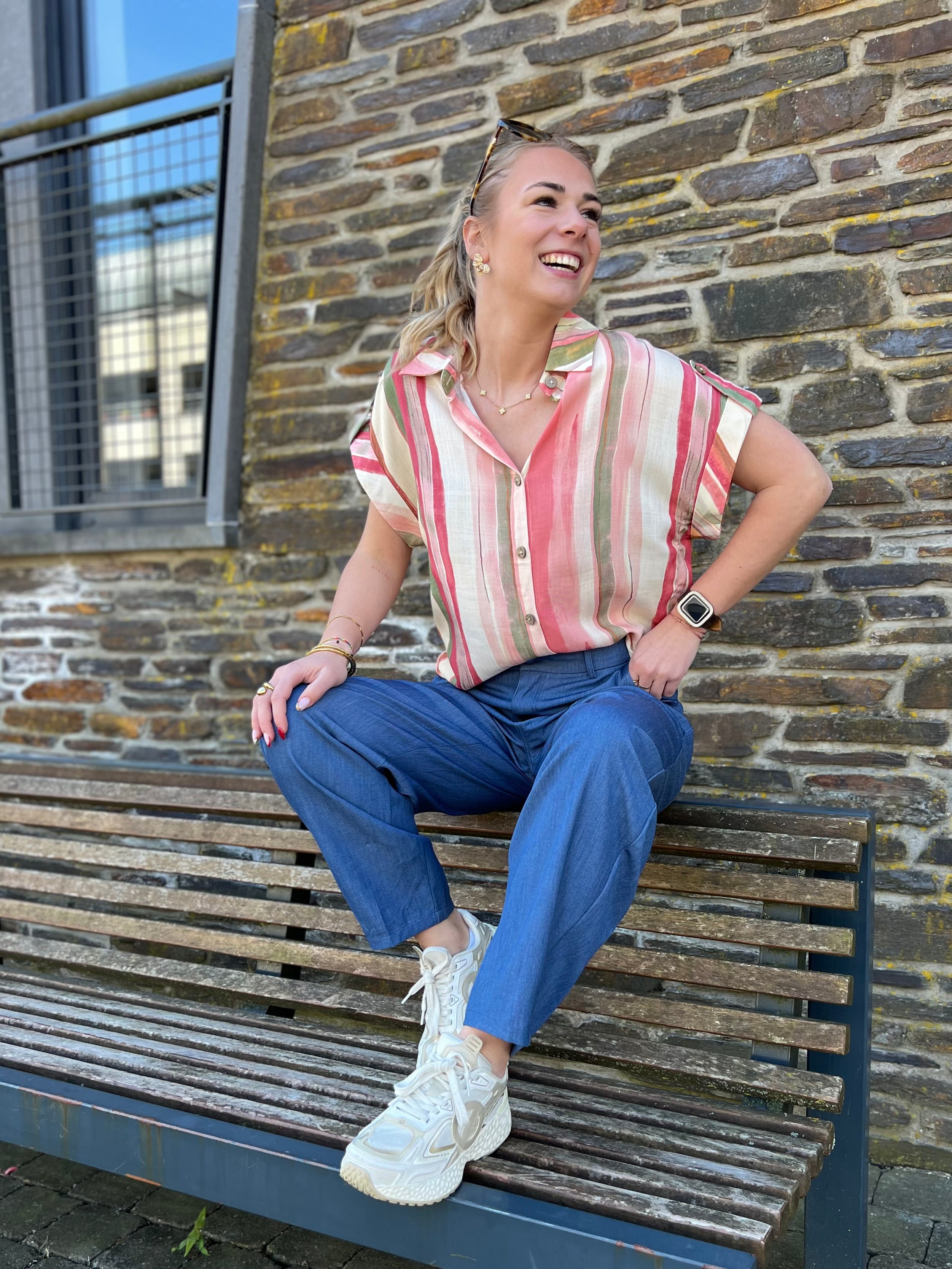 LA BLOUSE AURORE