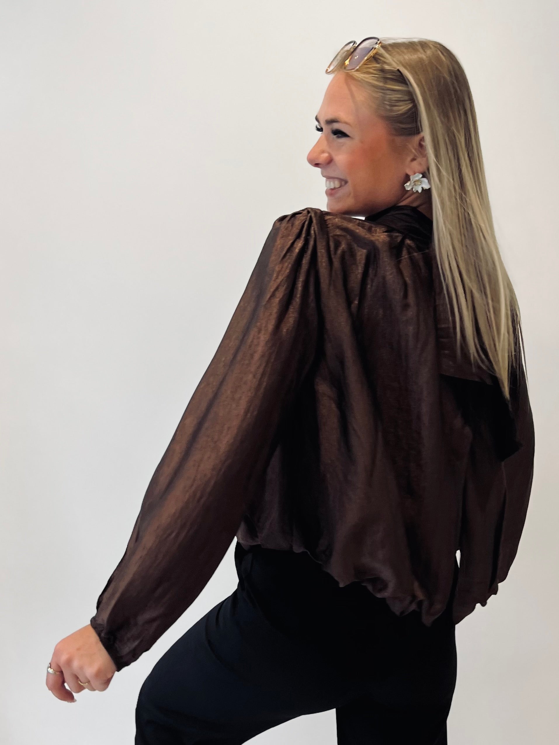 LA BLOUSE ADÈLE