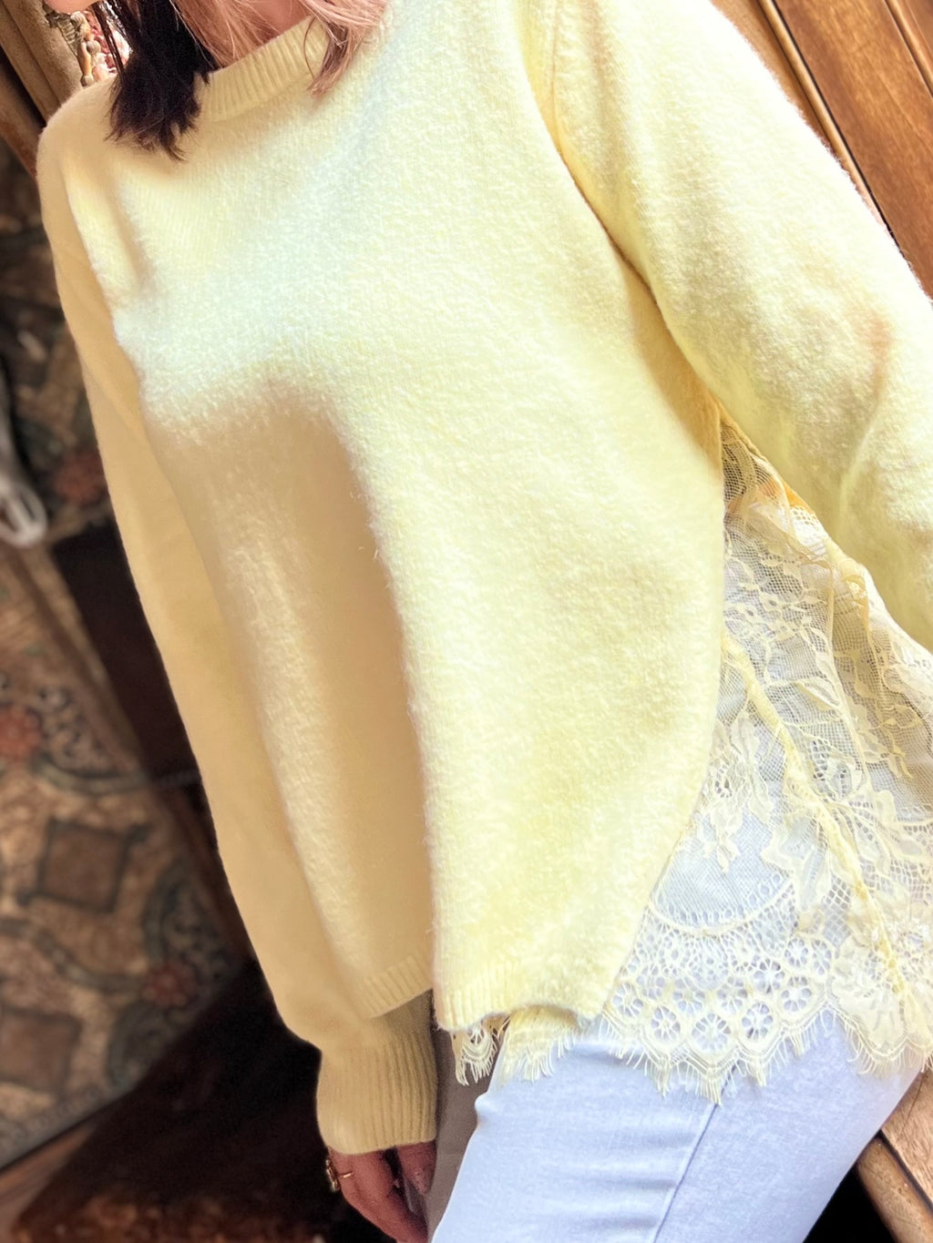 LE PULL DENTELLE INÈS