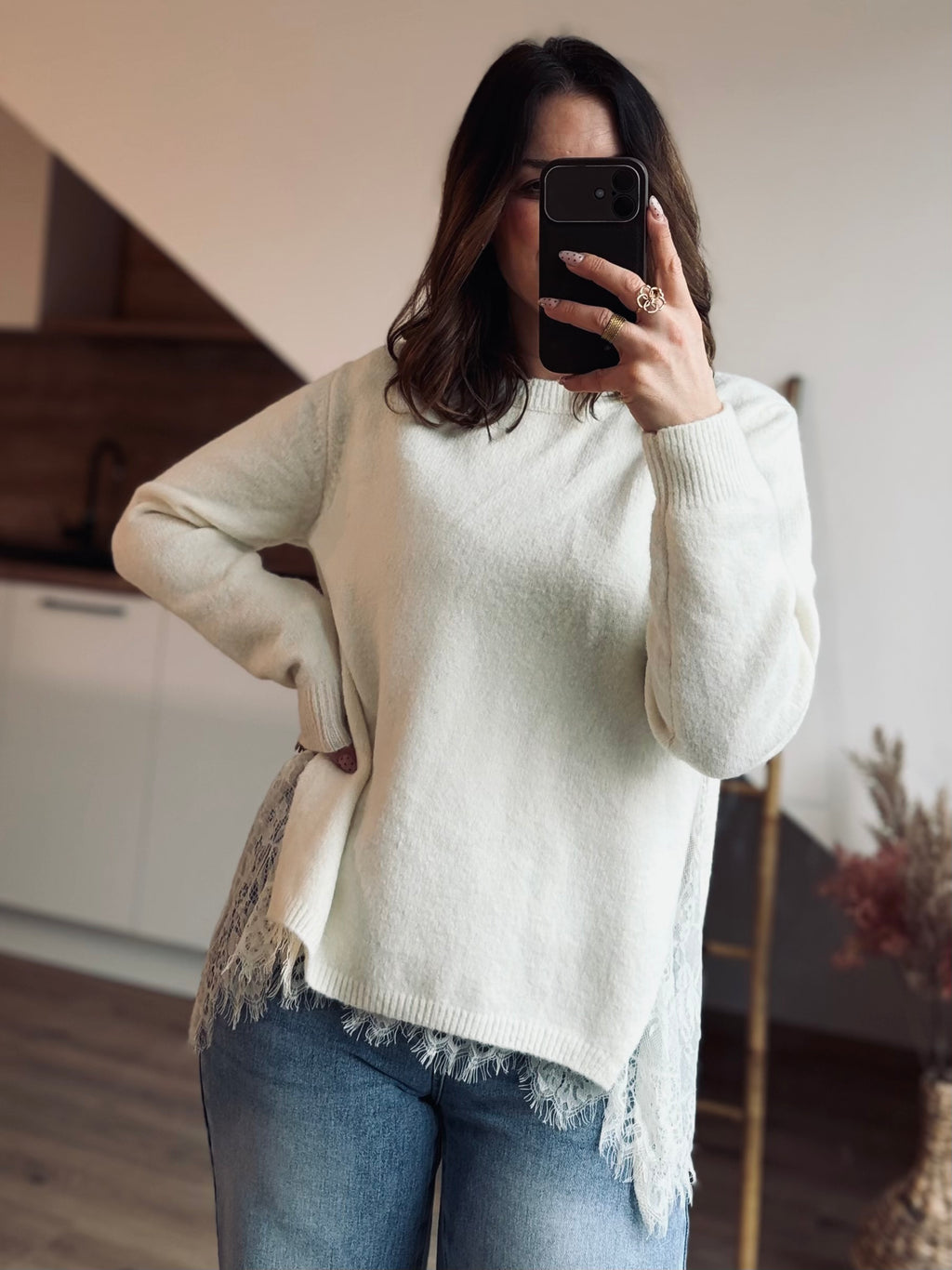 LE PULL DENTELLE INÈS