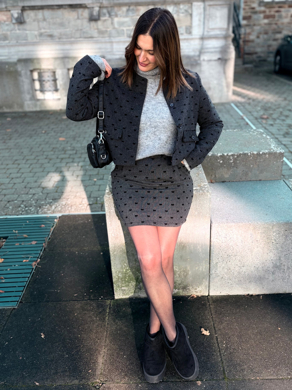 Notre veste KIYA gris foncé