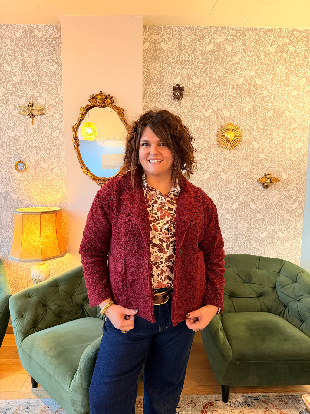 Notre veste LARA bordeaux