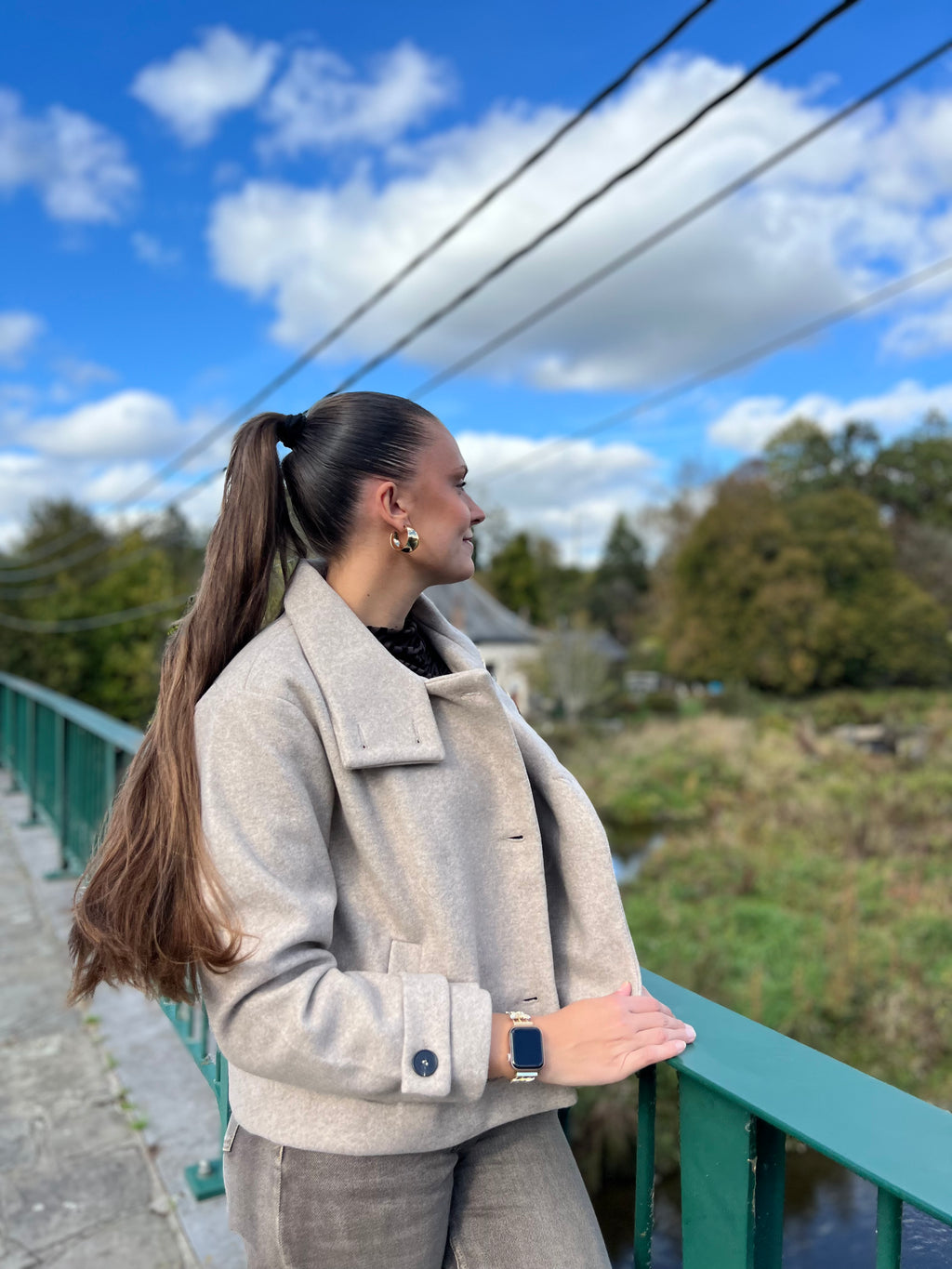 LE MANTEAU ALMA