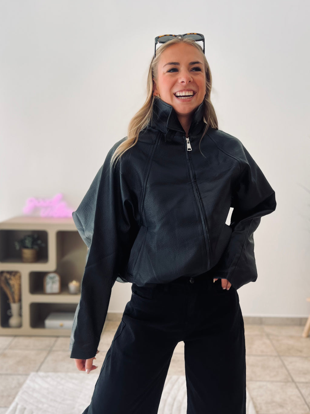 LA VESTE INES
