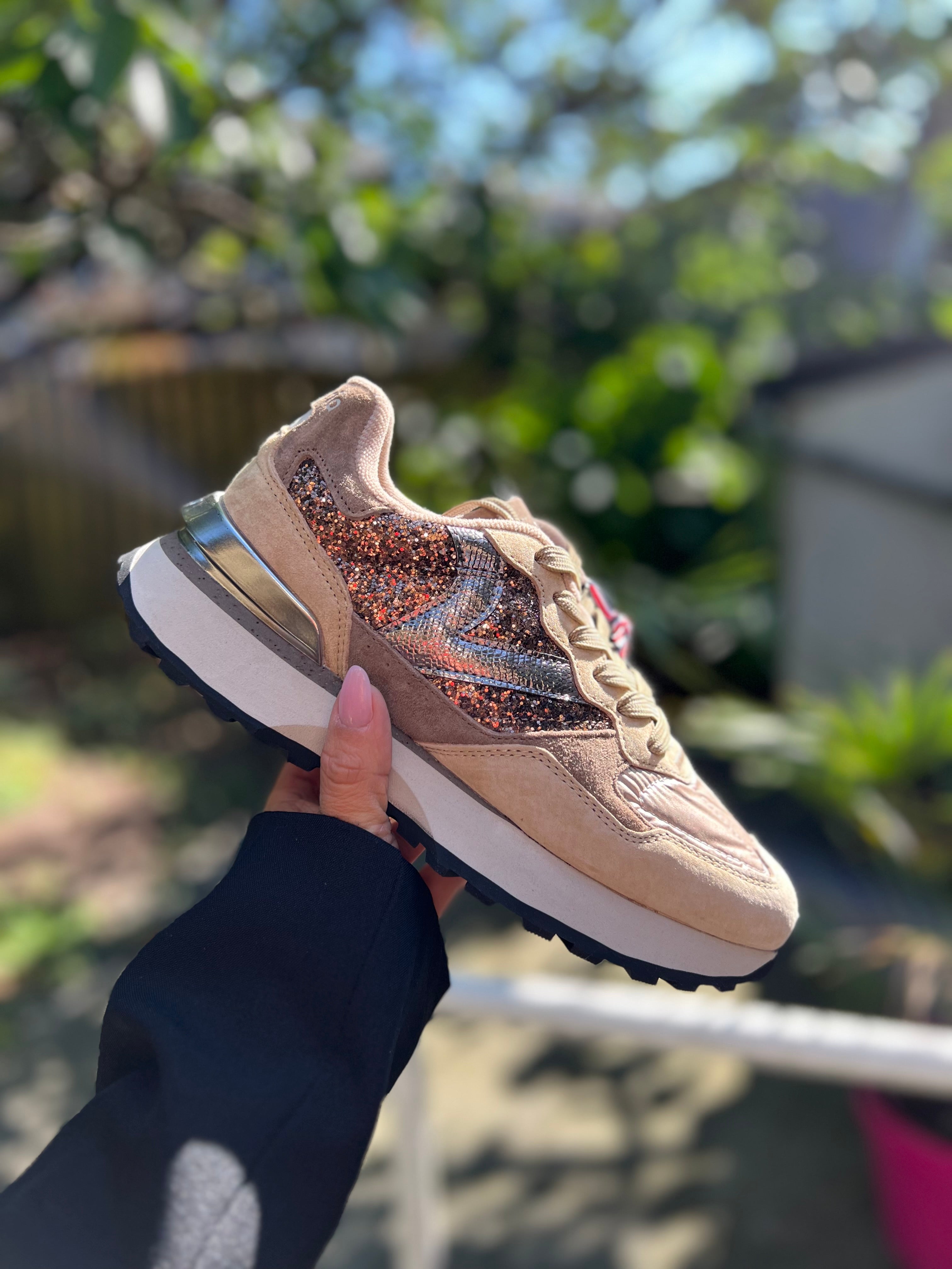 VICTORIA SNEAKERS Oro