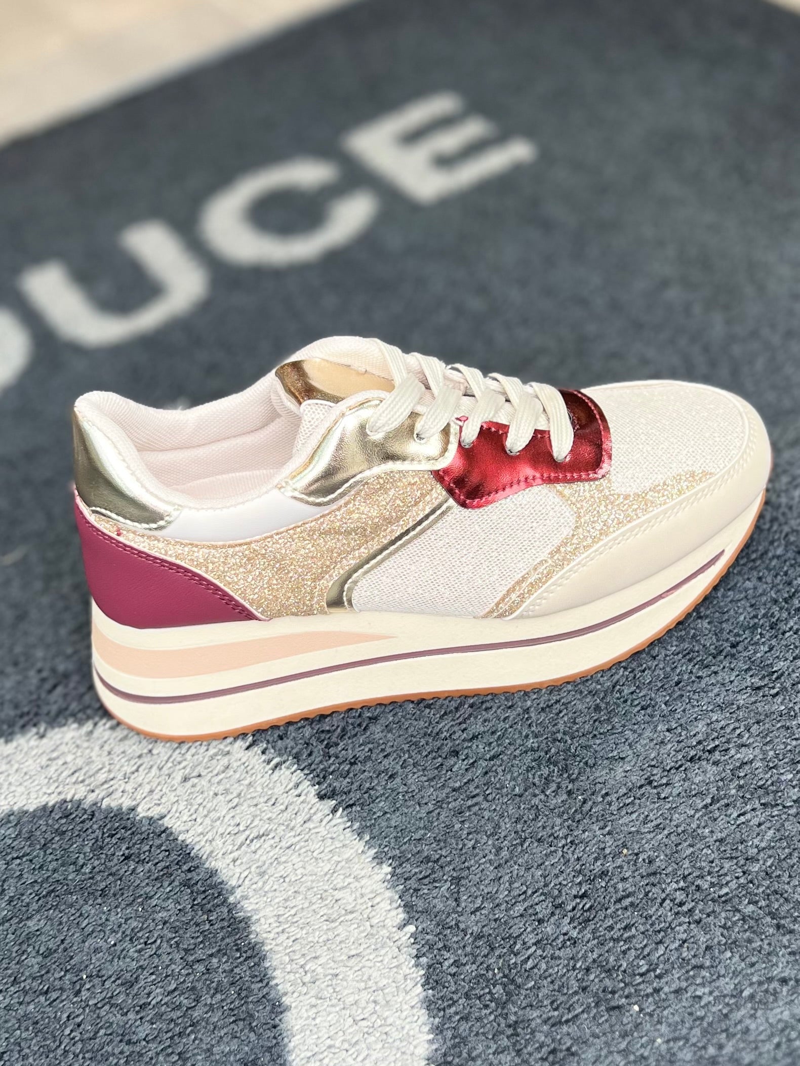 Nos baskets NOVA bordeaux