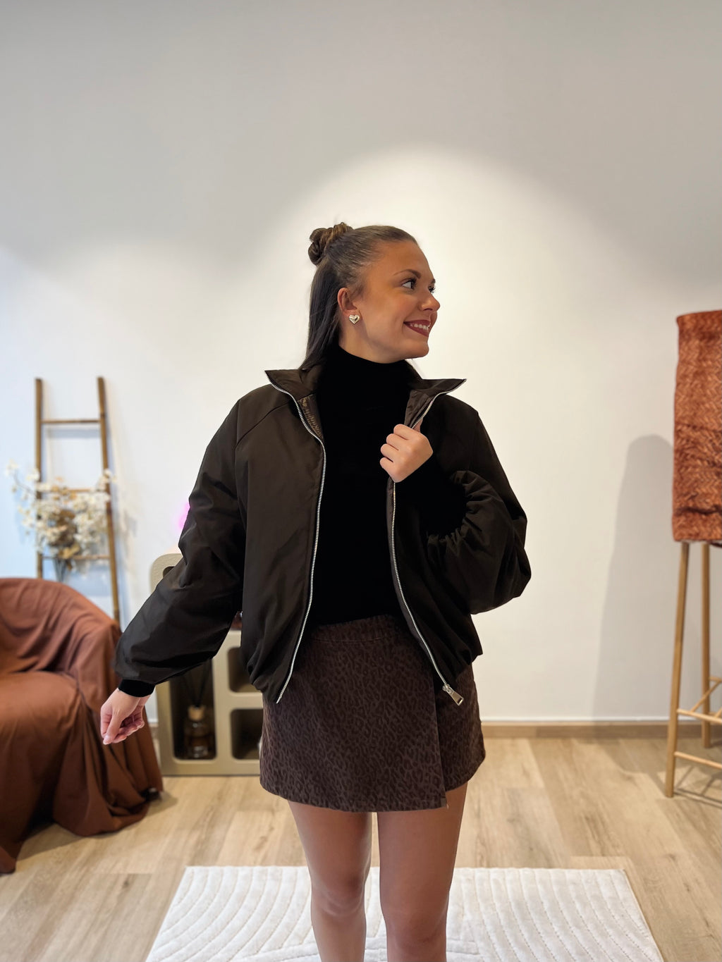 LA VESTE SERENA