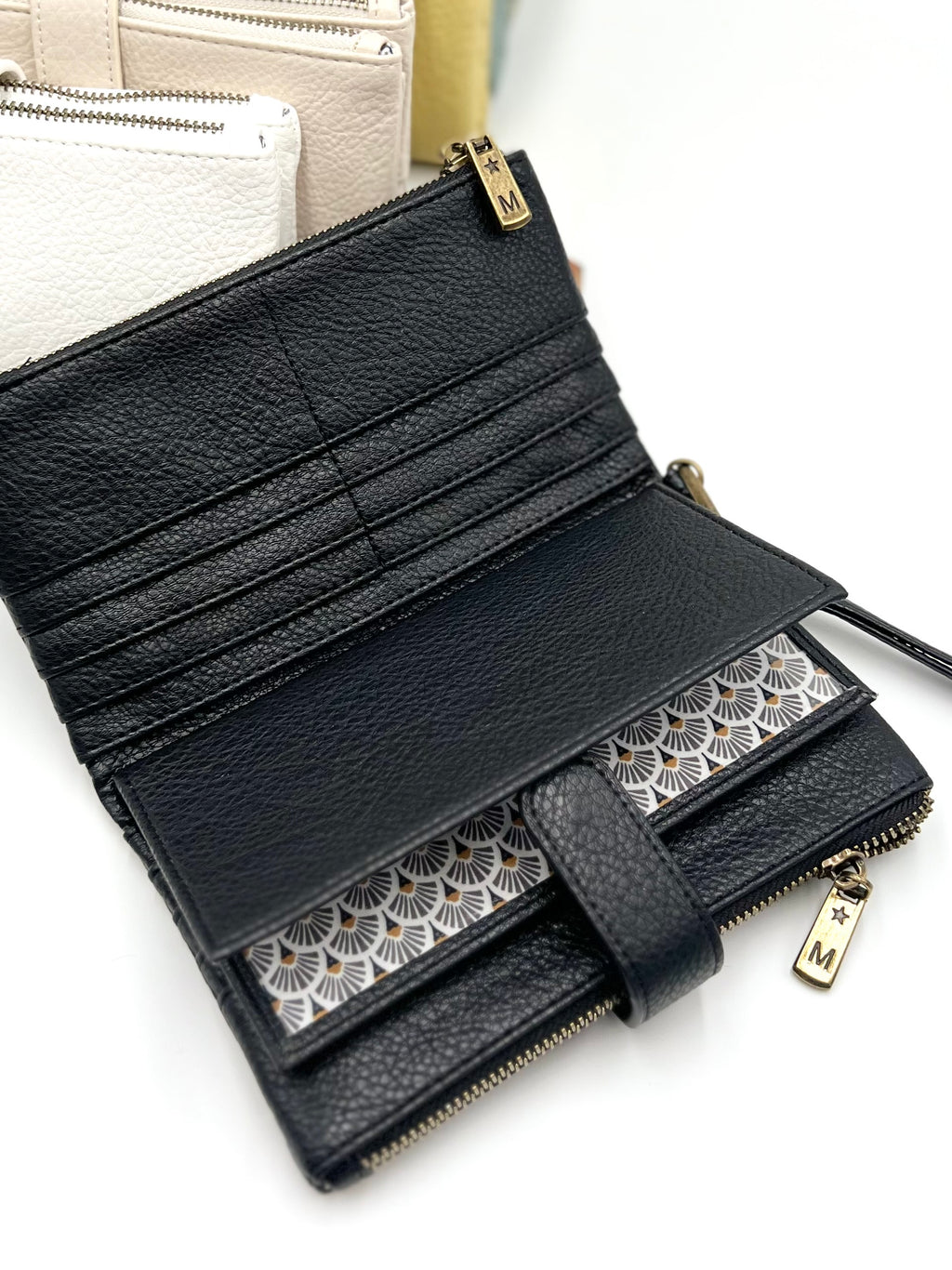 LE PORTEFEUILLE FLAVIA