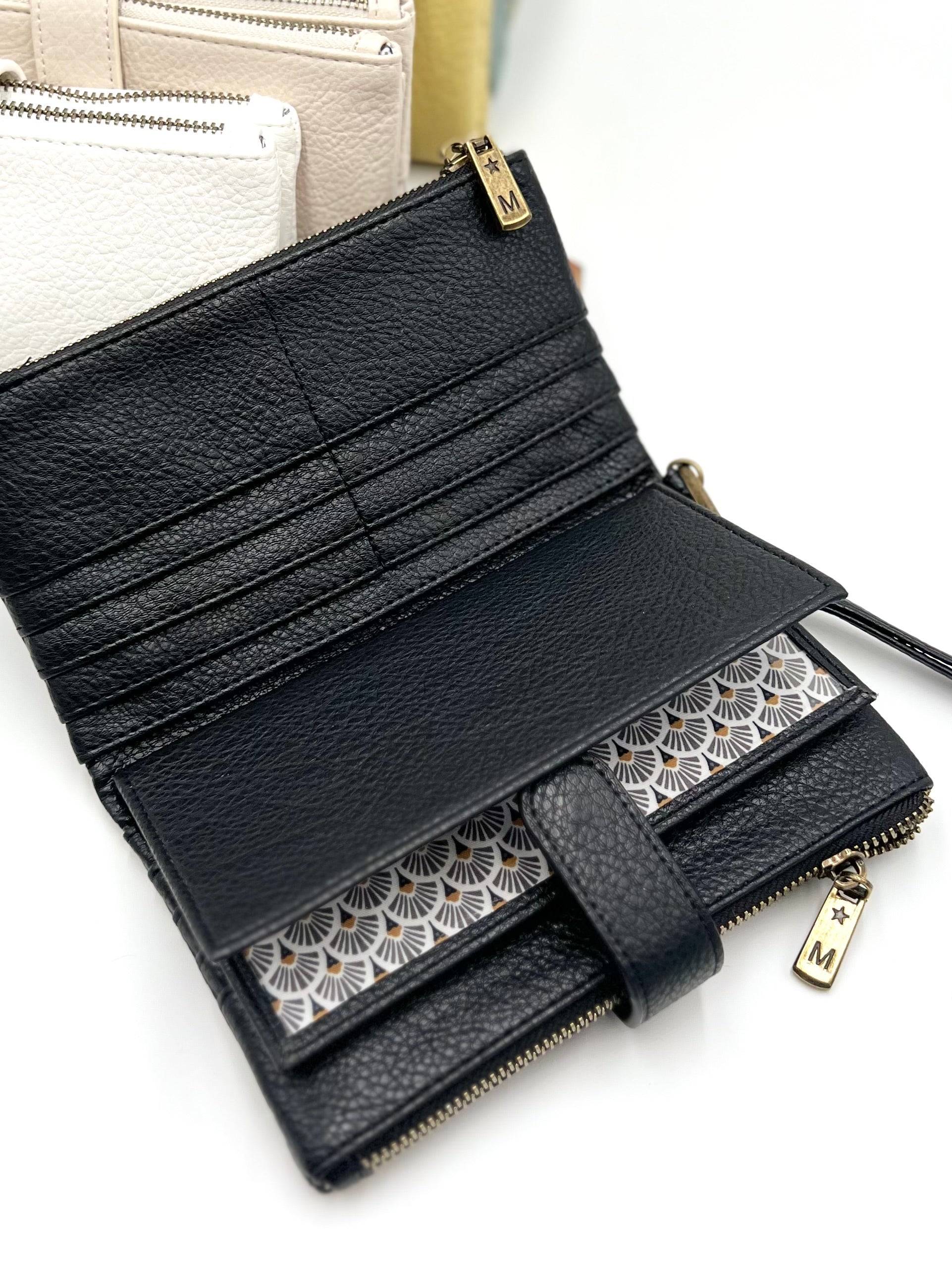 LE PORTEFEUILLE FLAVIA